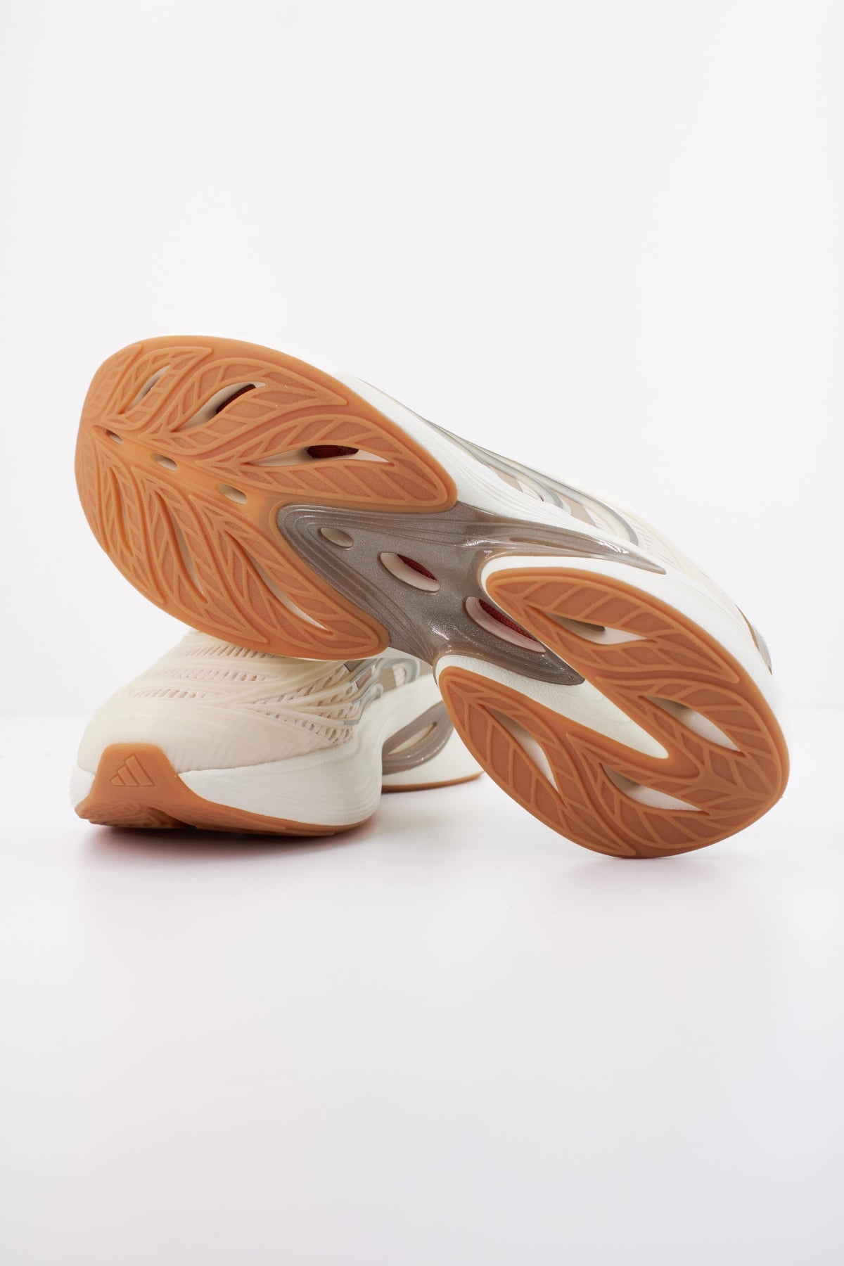 ADIDAS CLIMACOOL SPW en color BEIS (5)