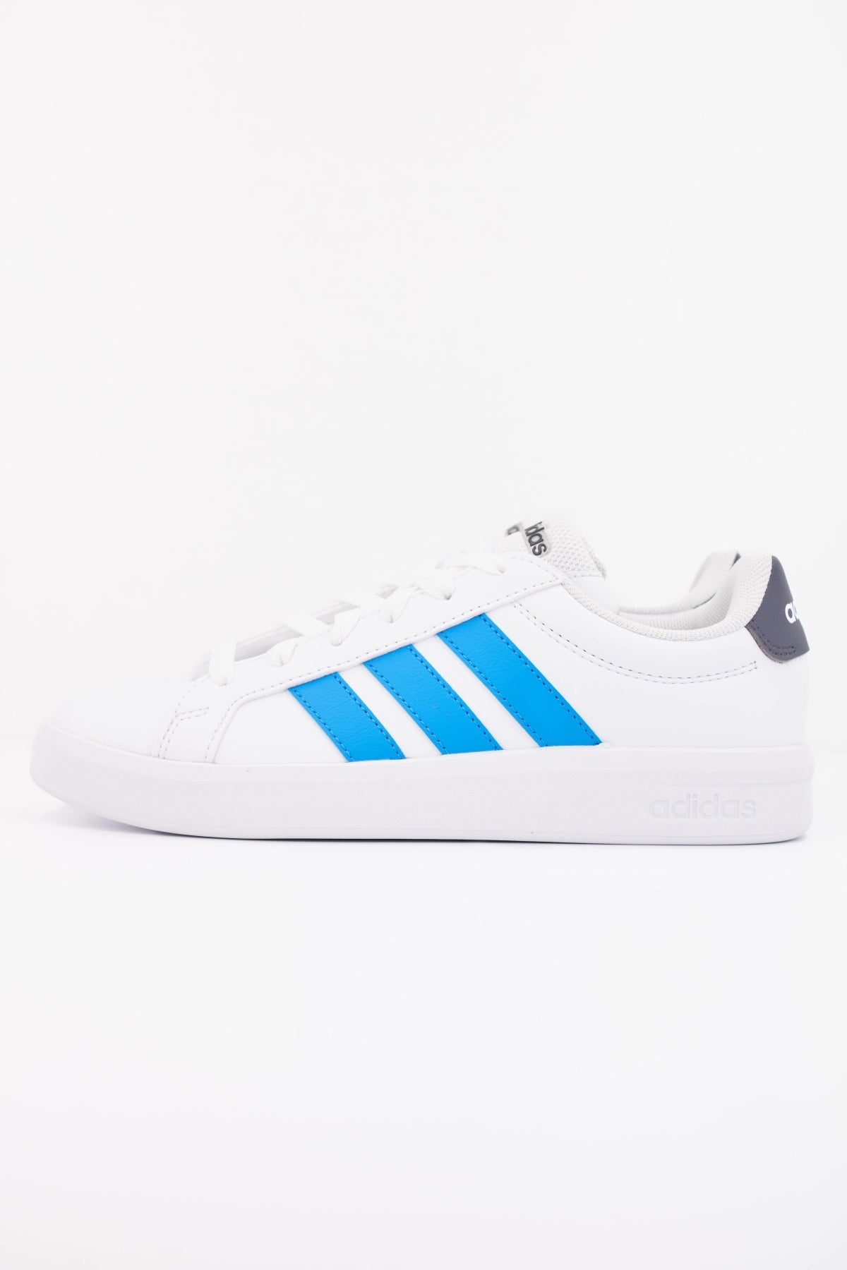 ADIDAS GRAND COURT 3.0 J en color BLANCO (1)