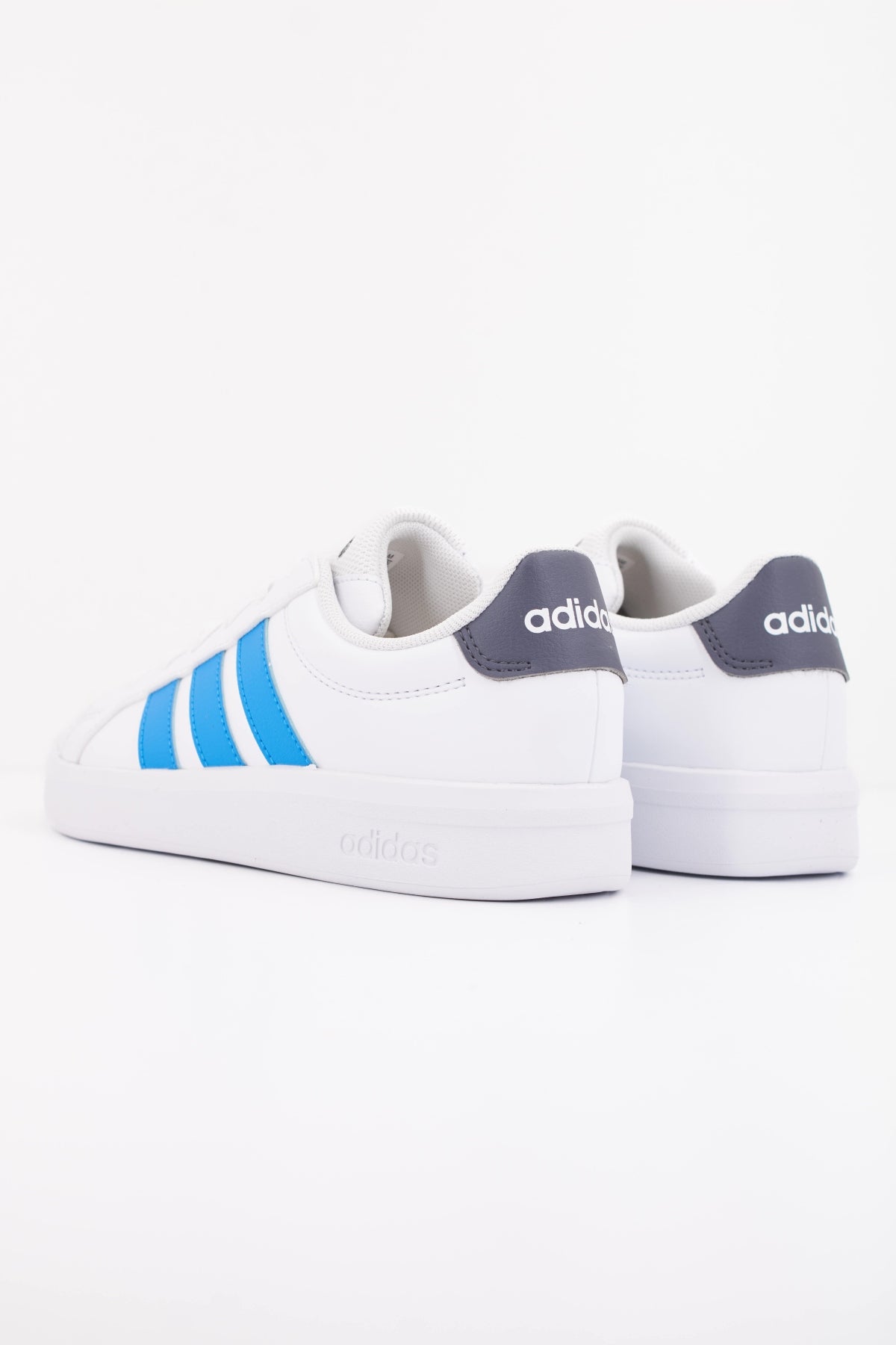 ADIDAS GRAND COURT 3.0 J en color BLANCO (4)