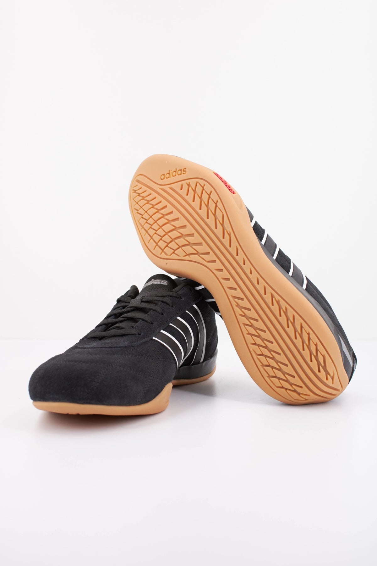 ADIDAS  ADIPISTA  en color NEGRO (5)