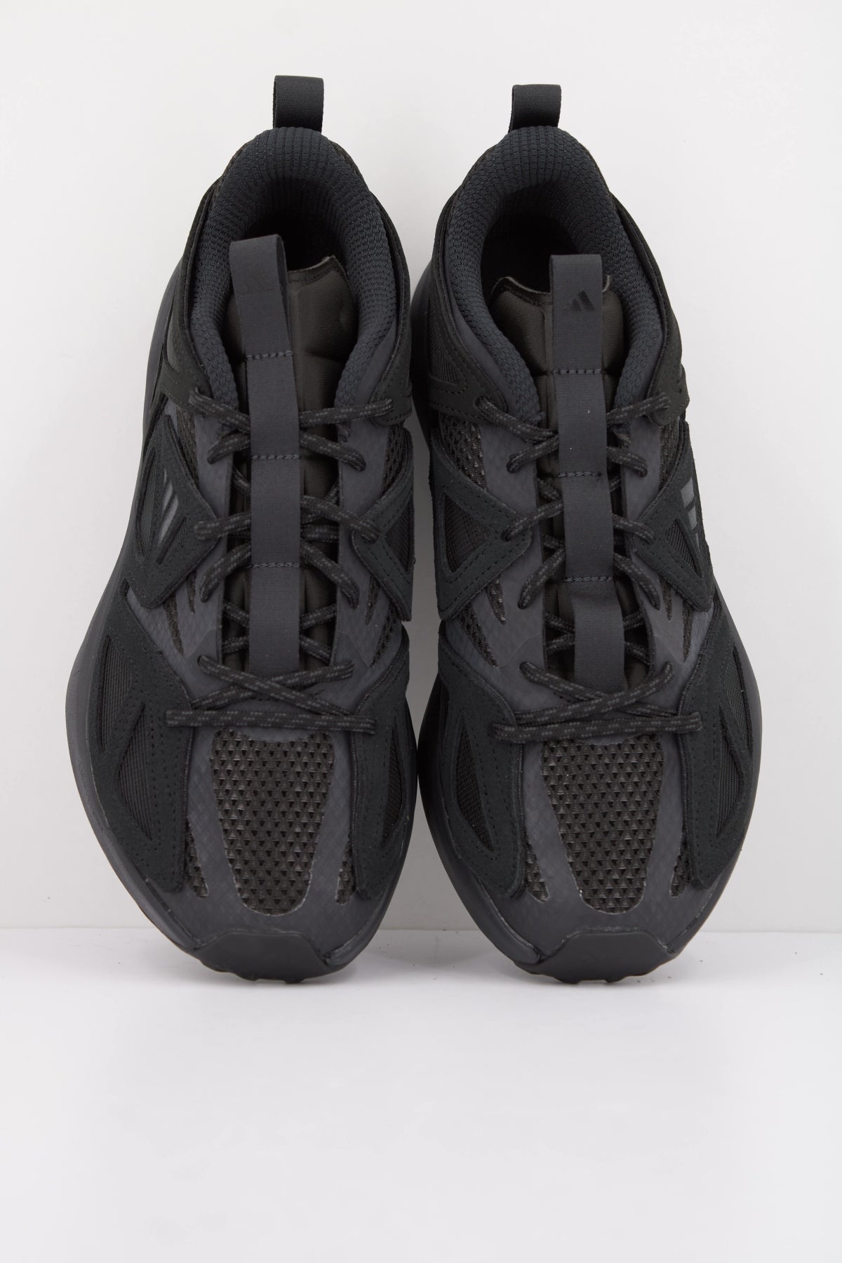 ADIDAS KANTAI TRAIL en color NEGRO (3)