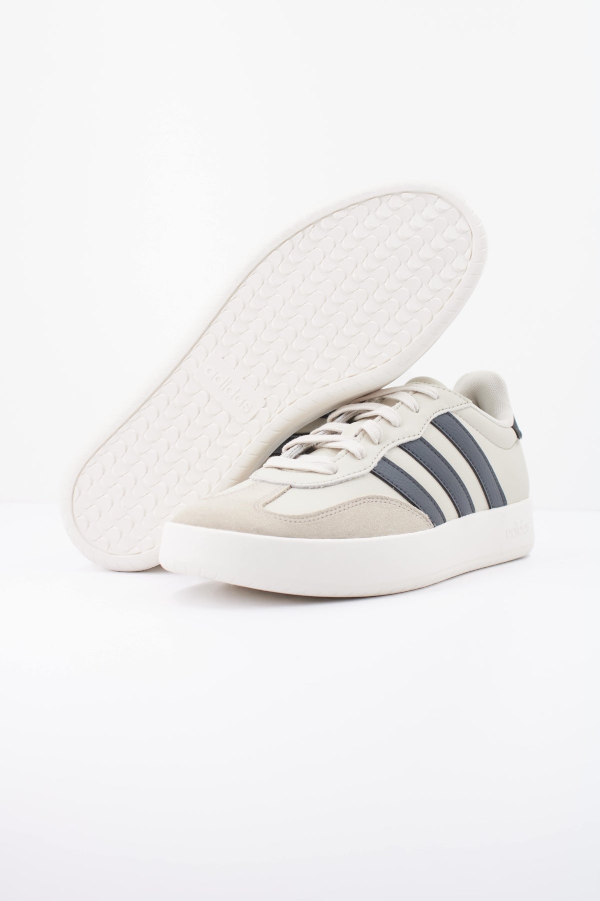 ADIDAS JP5924 BARREDA en color GRIS (5)