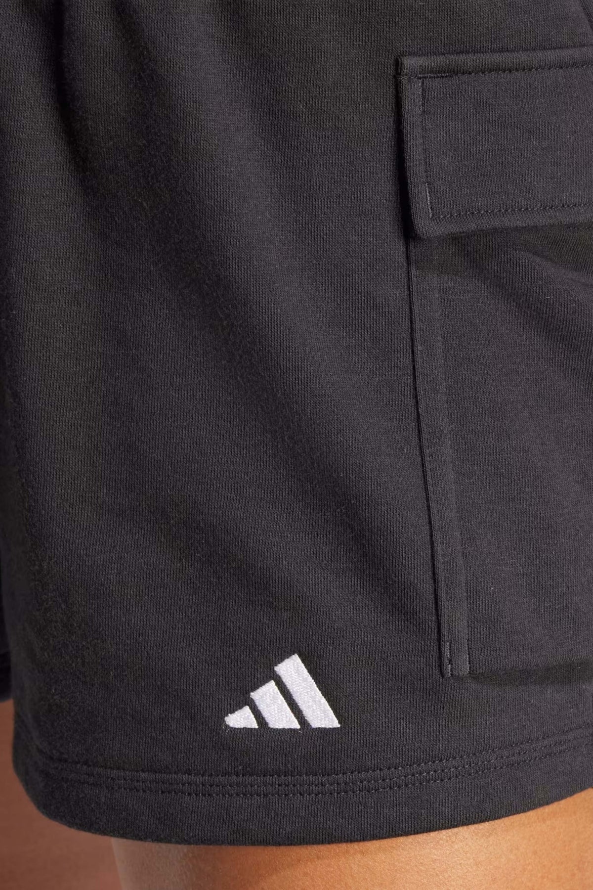 ADIDAS JD9944  en color NEGRO (4)