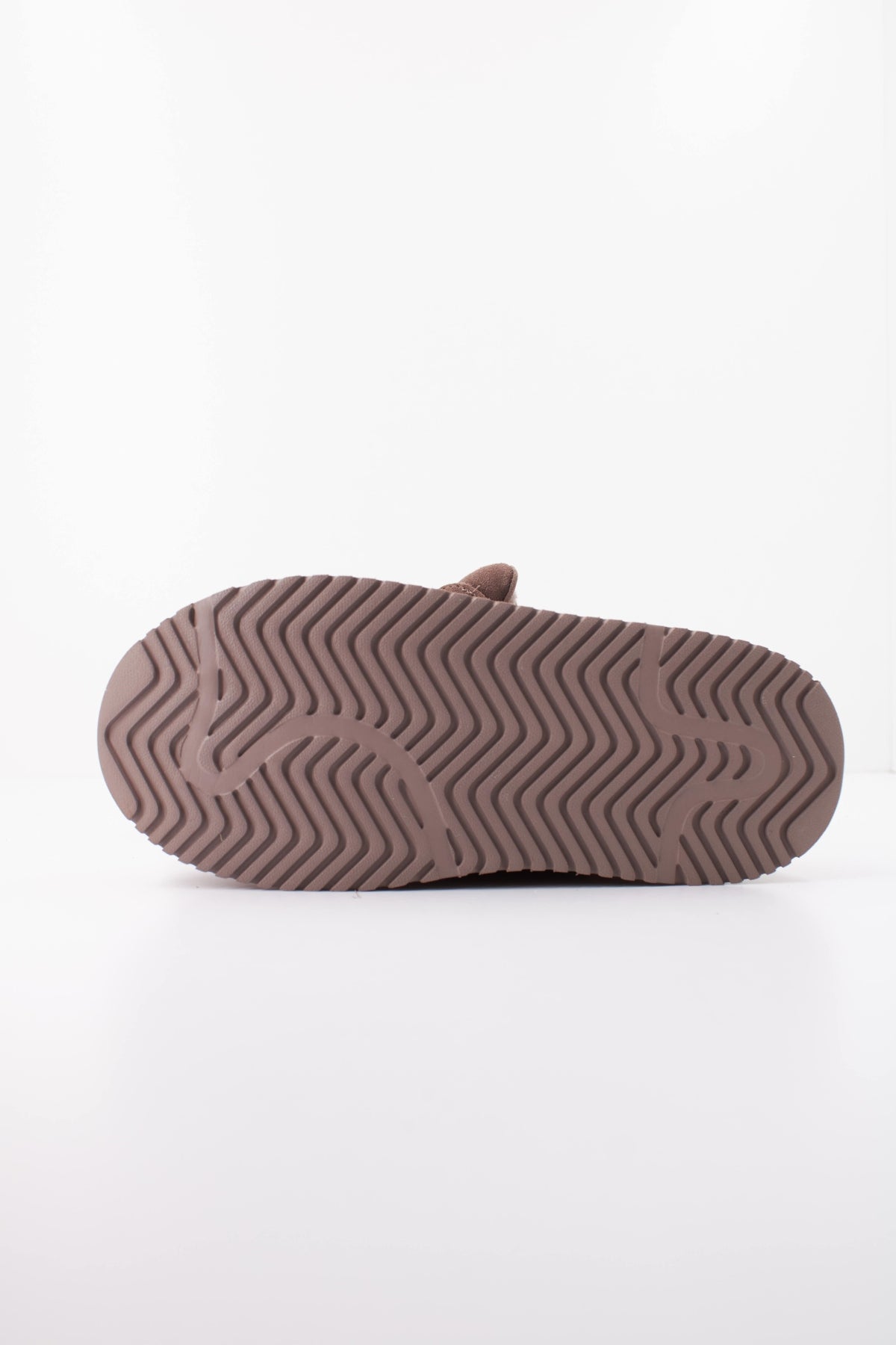 ADIDAS ORIGINALS CAMPUS 00s WTR LO en color MARRON (5)