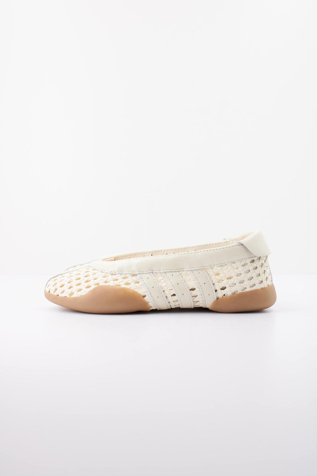 ADIDAS ORIGINALS TAEKWONDO MEI BALLE  en color BLANCO (1)