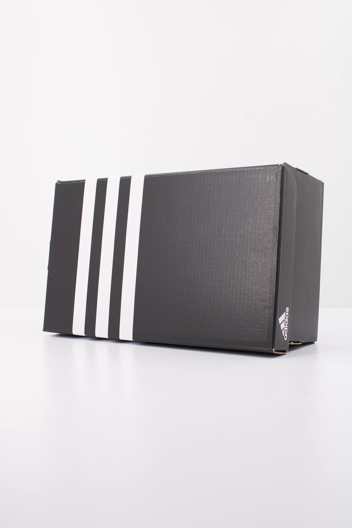 ADIDAS ORIGINALS TAKWONDO MEI BALLE en color ANIMAL PRINT (6)