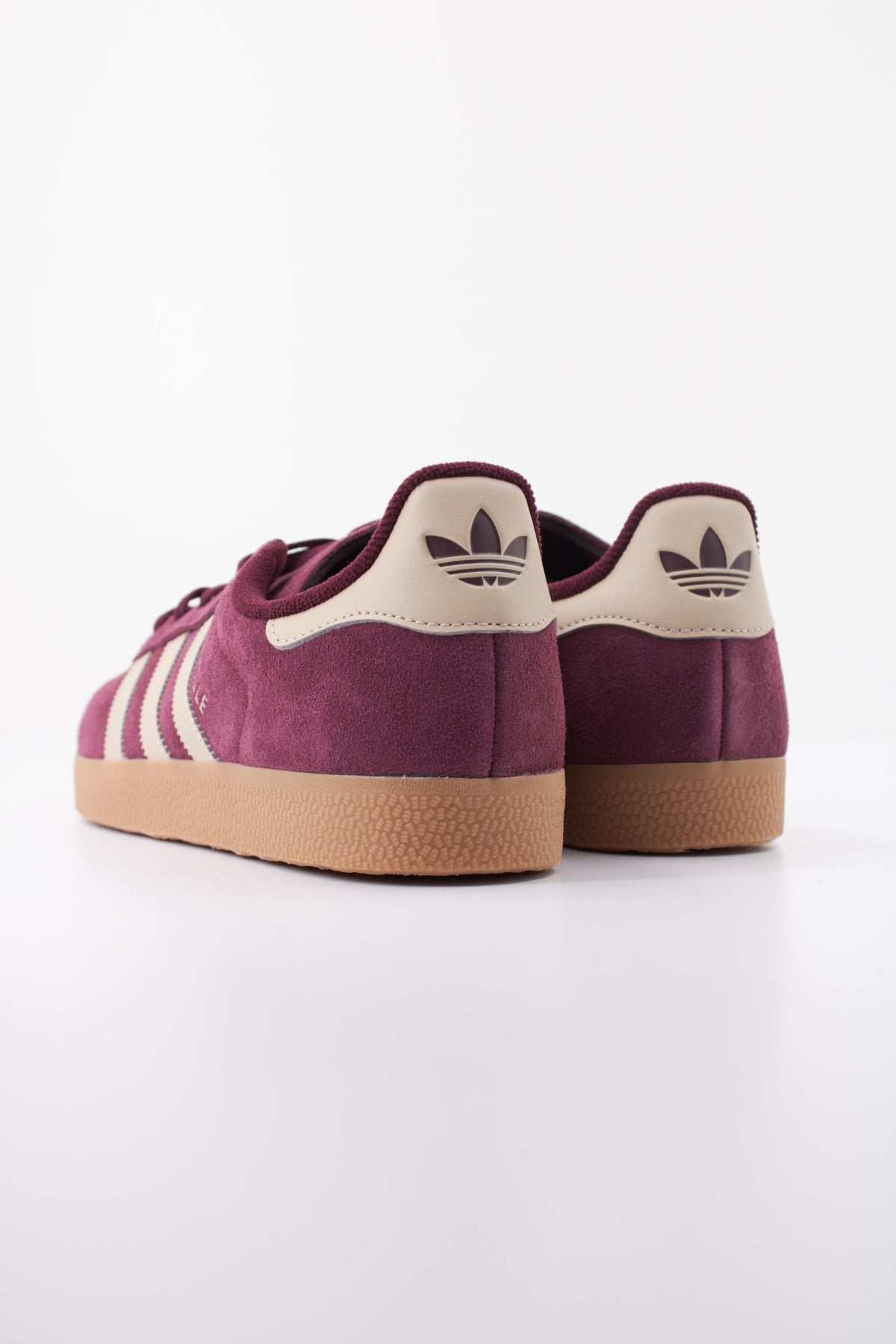 ADIDAS ORIGINALS KJ7685 GAZELLE en color BURDEOS (4)