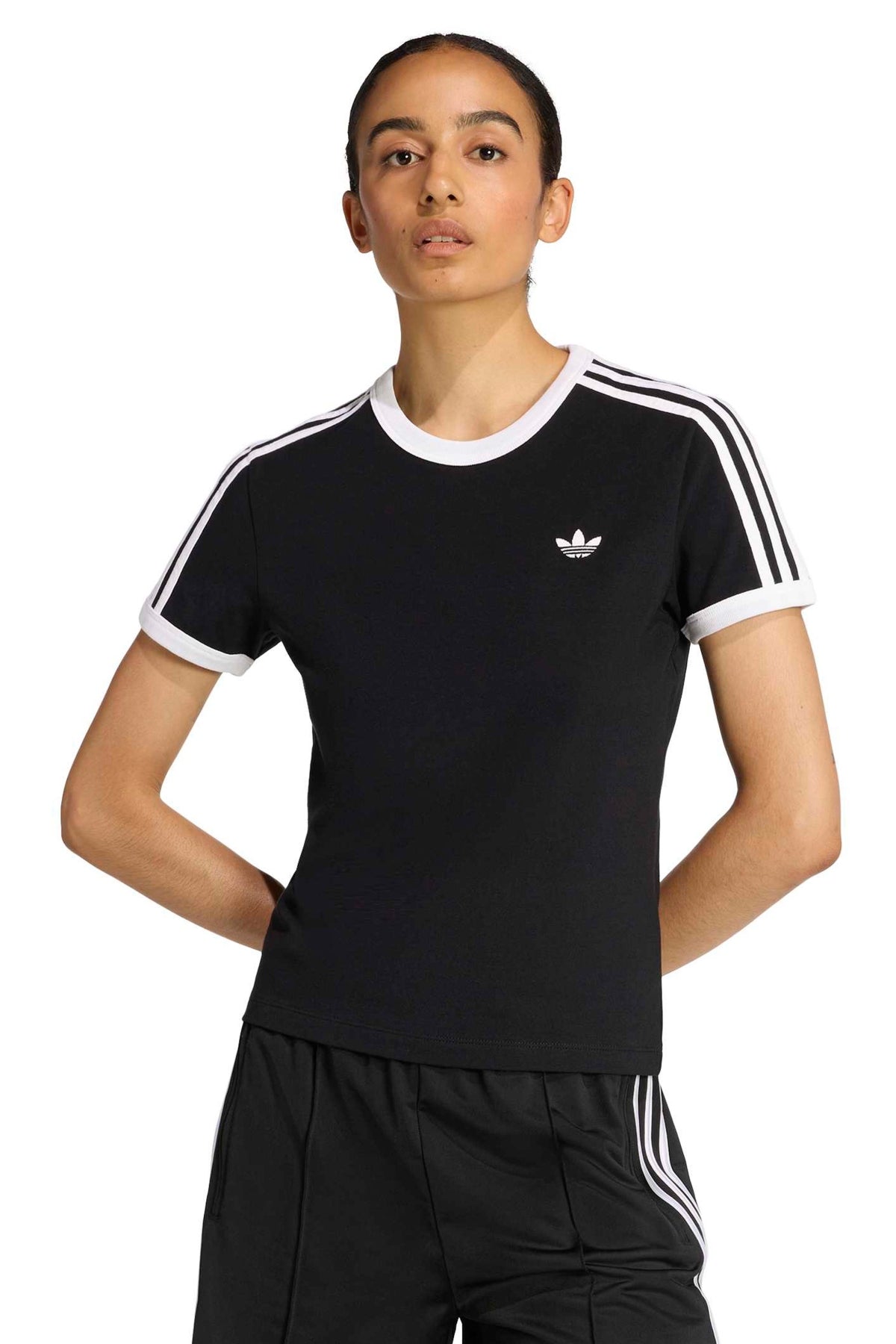 ADIDAS ORIGINALS 3S TEE SLIM en color NEGRO (1)