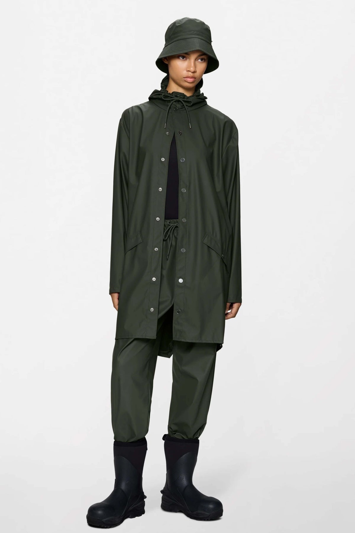 RAINS LONG JACKET W3 en color GRIS (1)