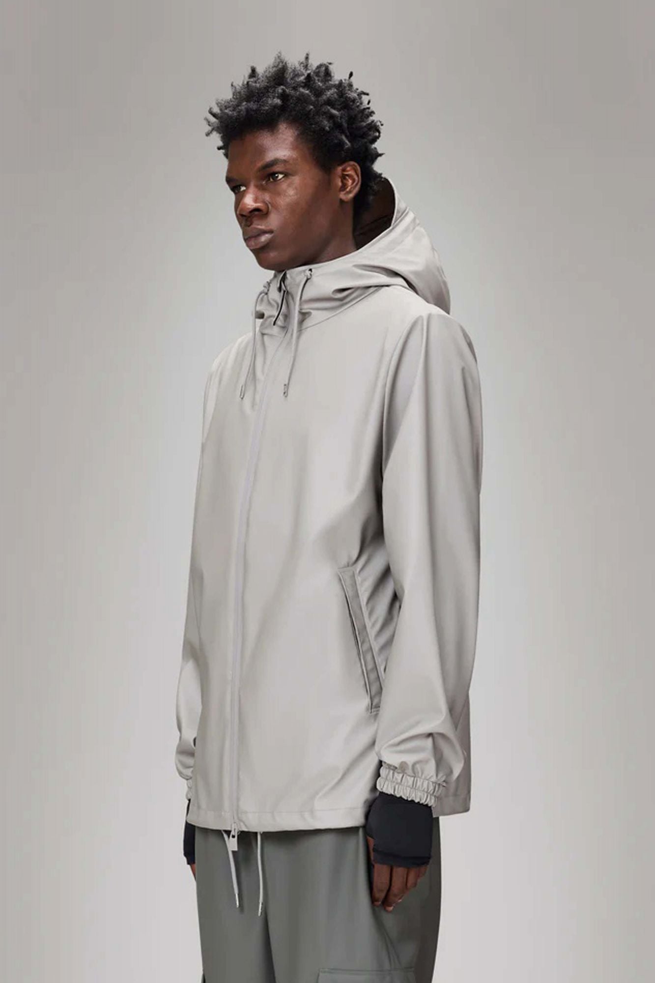 RAINS STROM BREAKER W3 en color GRIS (1)