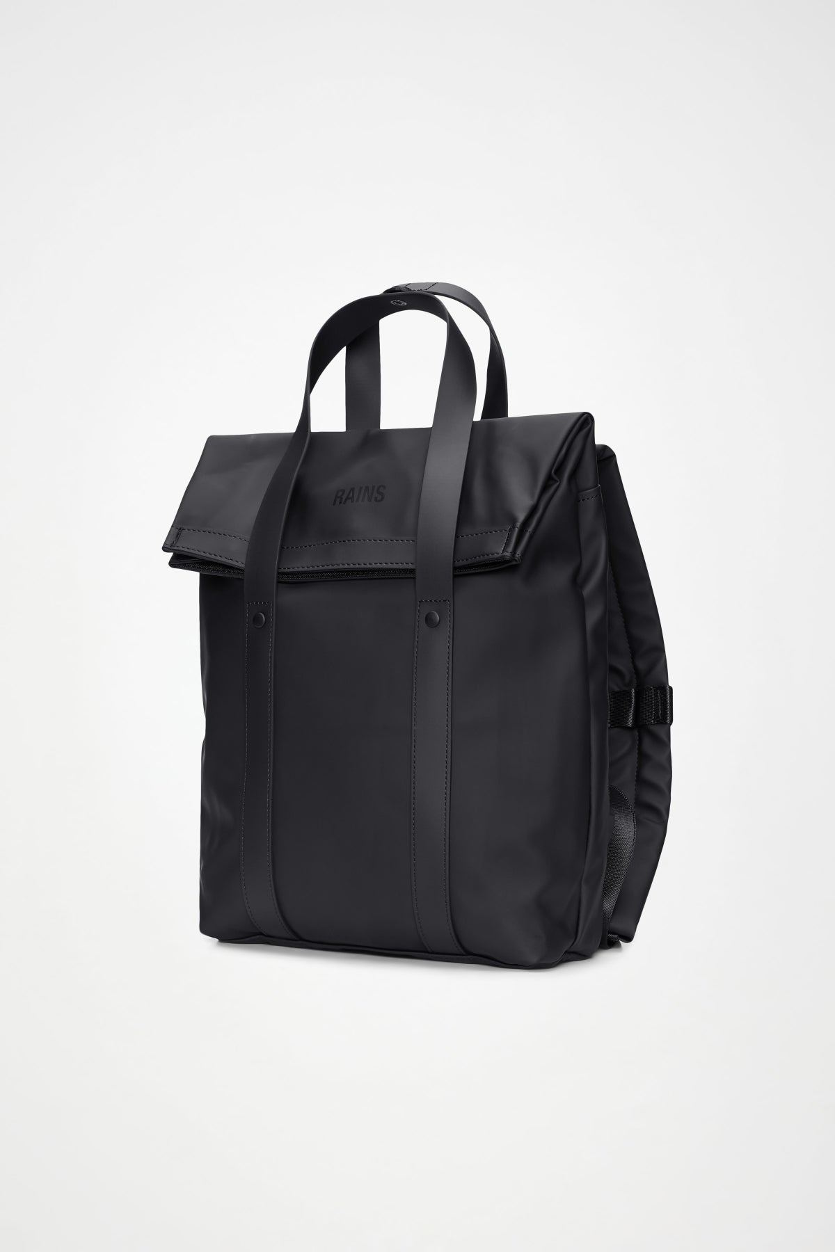 RAINS TOTE BACKPACK MINI W3 en color BEIS (3)