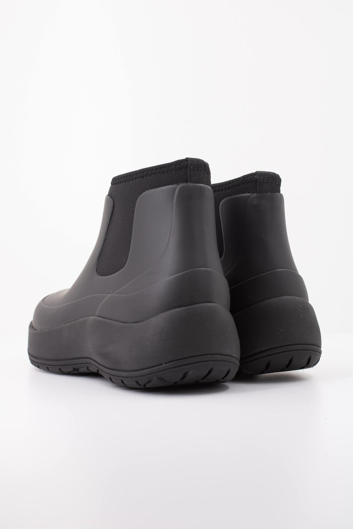 RAINS 70310R THE DRY BOOT W3 en color NEGRO (4)