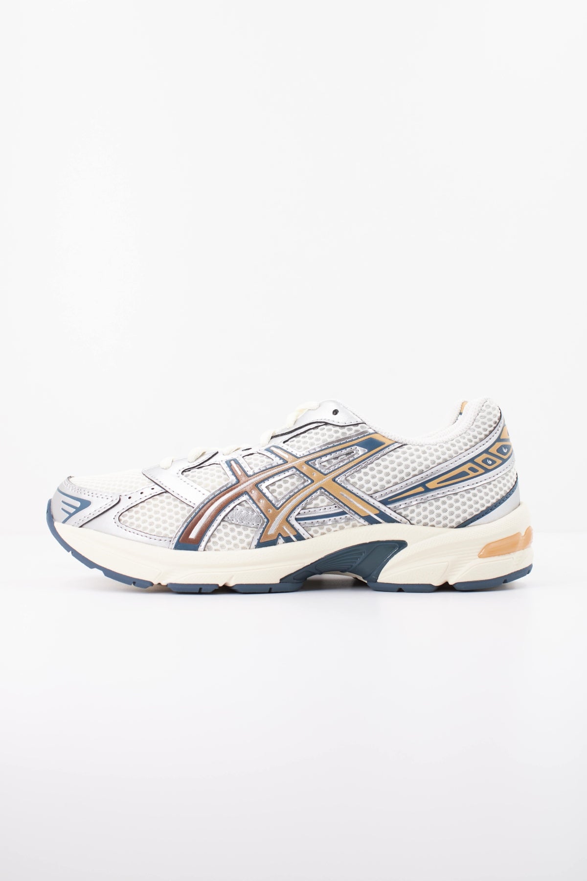 ASICS GEL-1130 en color BLANCO (1)