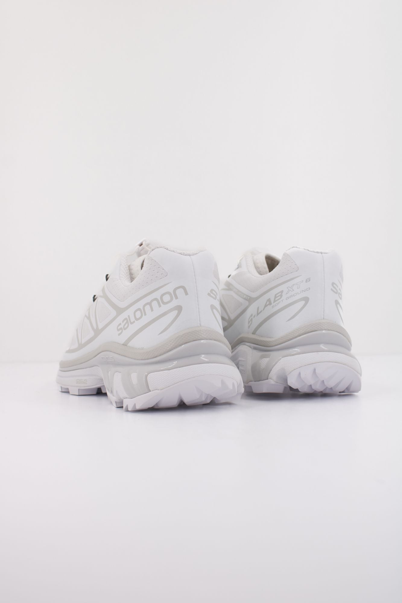 SALOMON  XT 6  en color BLANCO (4)
