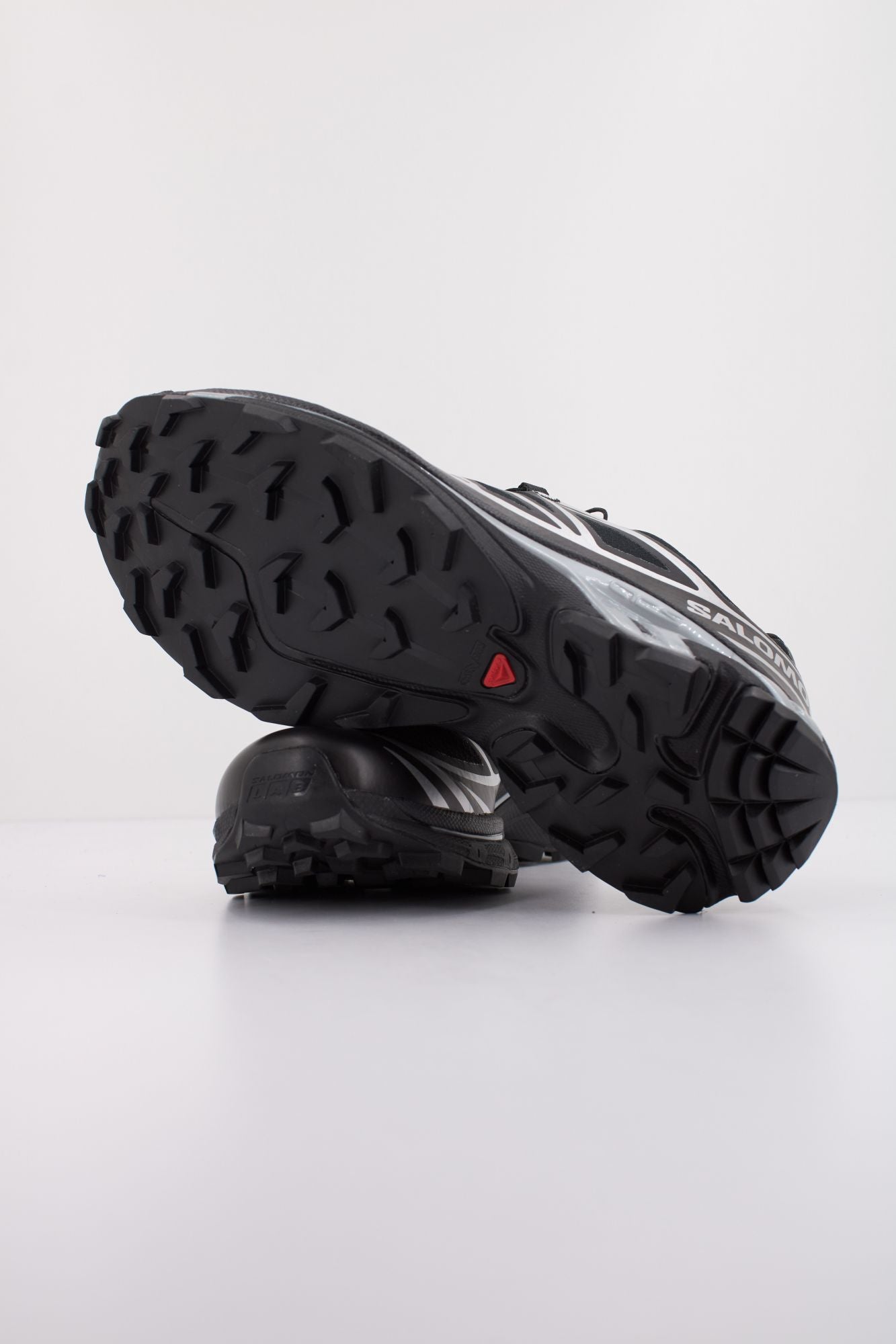 SALOMON XT 6 GTX en color NEGRO (5)