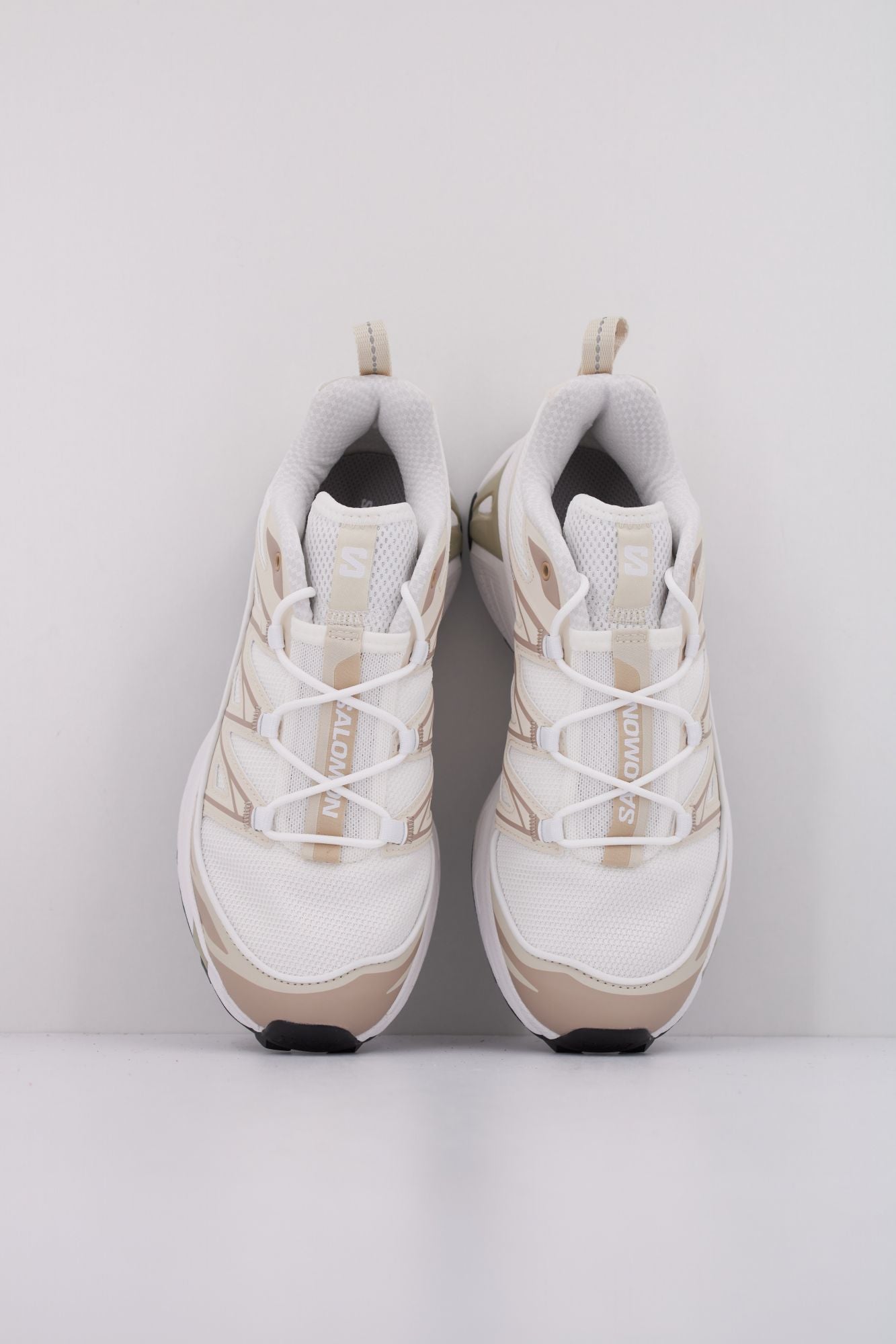 SALOMON BAJO XT 6 EXPANSE en color BLANCO (3)