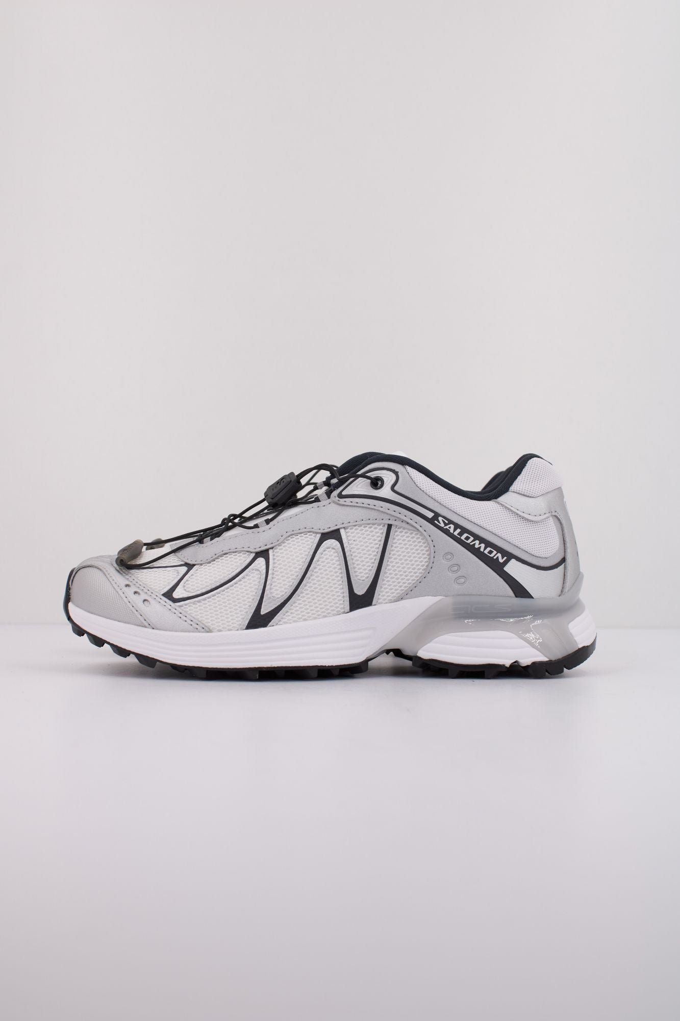 SALOMON XT WHISPER en color BLANCO (1)