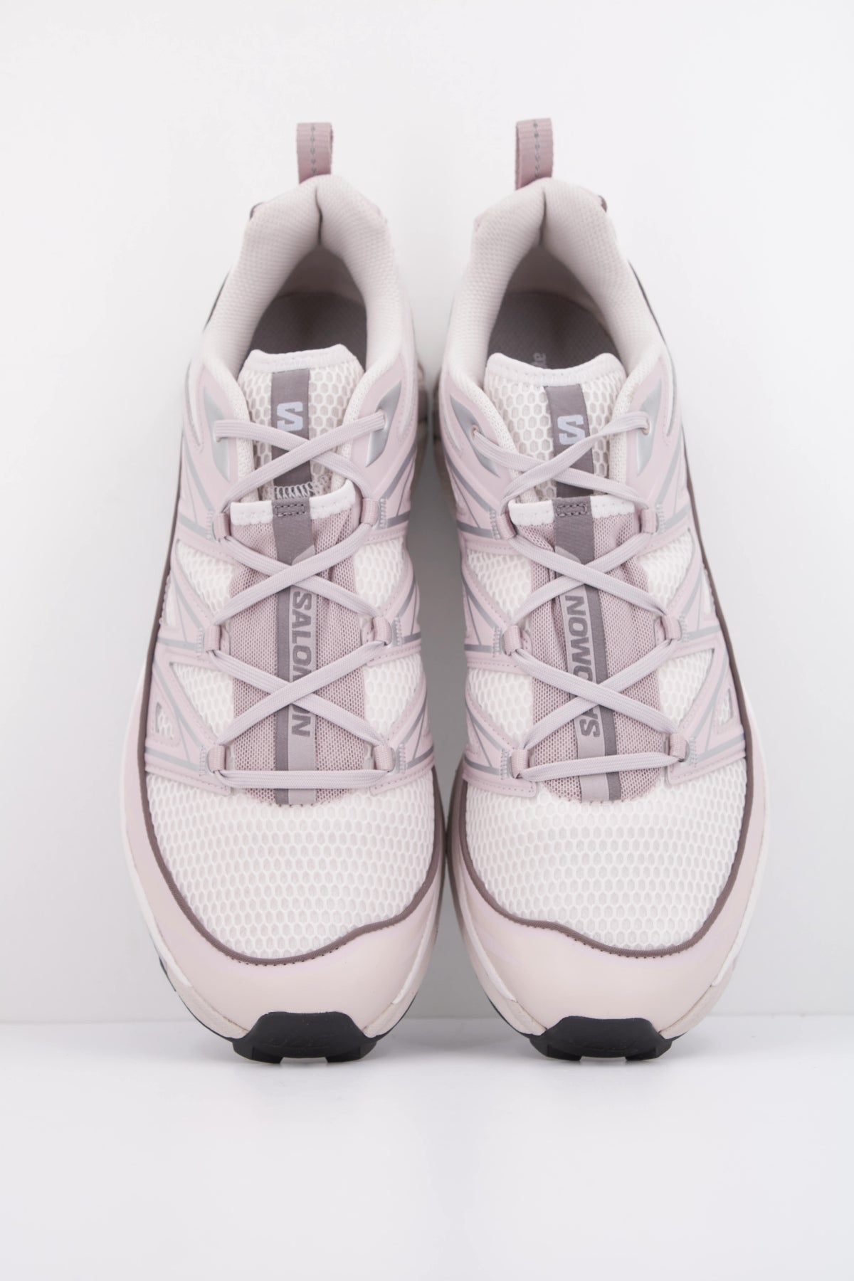 SALOMON XT 6 EXPANSE SEASONAL en color VIOLETA (3)