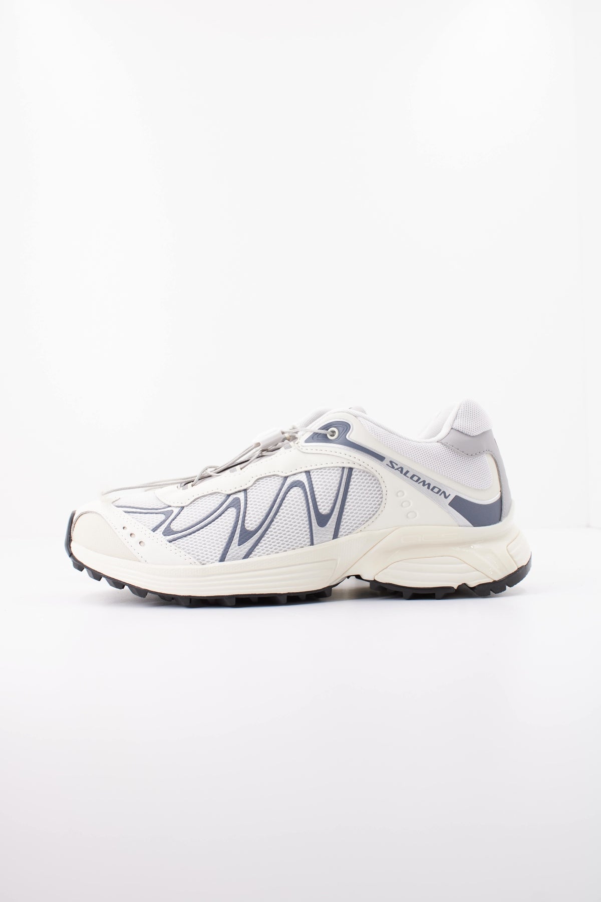 SALOMON XT WHISPER en color BLANCO (1)