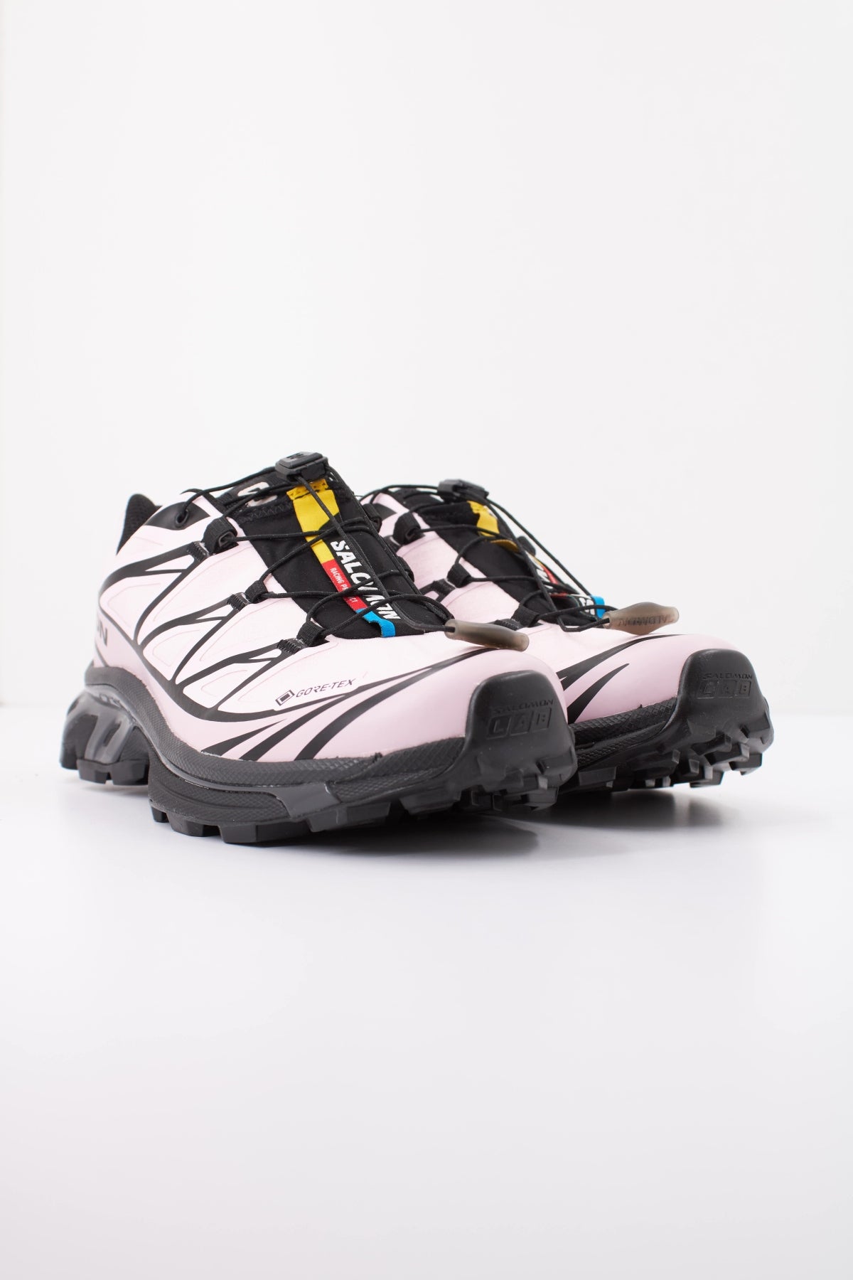 SALOMON XT 6 GTX en color ROSA (2)