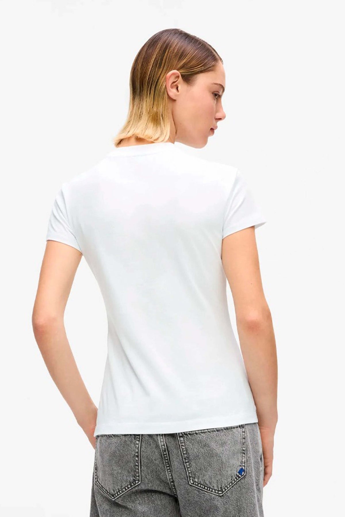 KARL LAGERFELD JEANS  KLJ SLIM SS K LOGO TEE  en color BLANCO (2)