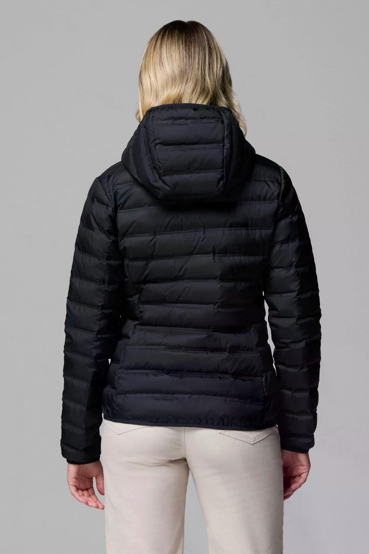 COLUMBIA LAKE 22 II DOWN HOODED JA en color NEGRO (2)