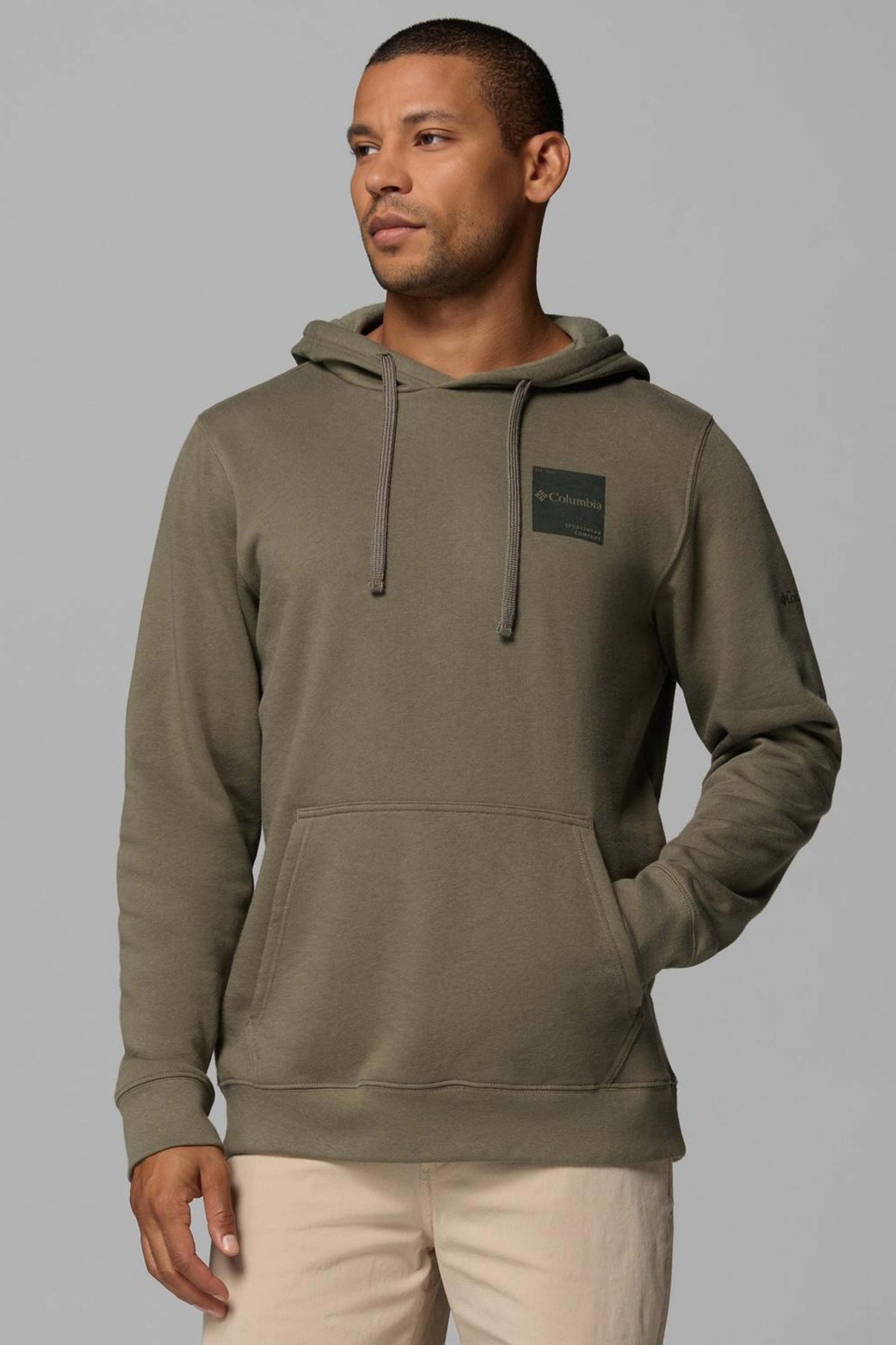 COLUMBIA  TREK HOODIE  en color VERDE (1)