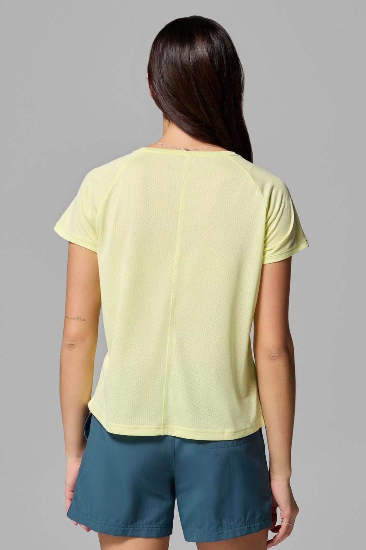 COLUMBIA  BOGATA BAY SS TEE  en color AMARILLO (2)