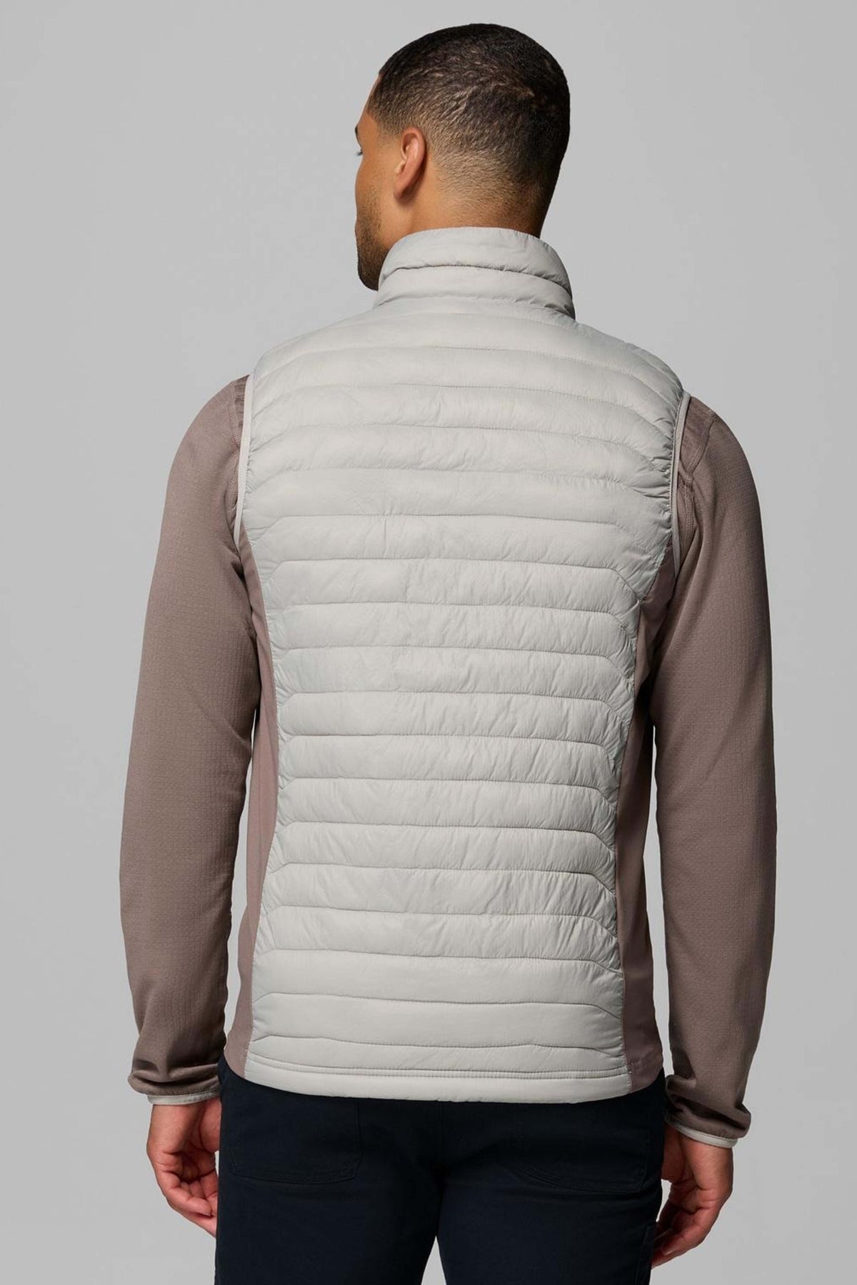 COLUMBIA POWDER PASS HYBRID VEST en color GRIS (2)