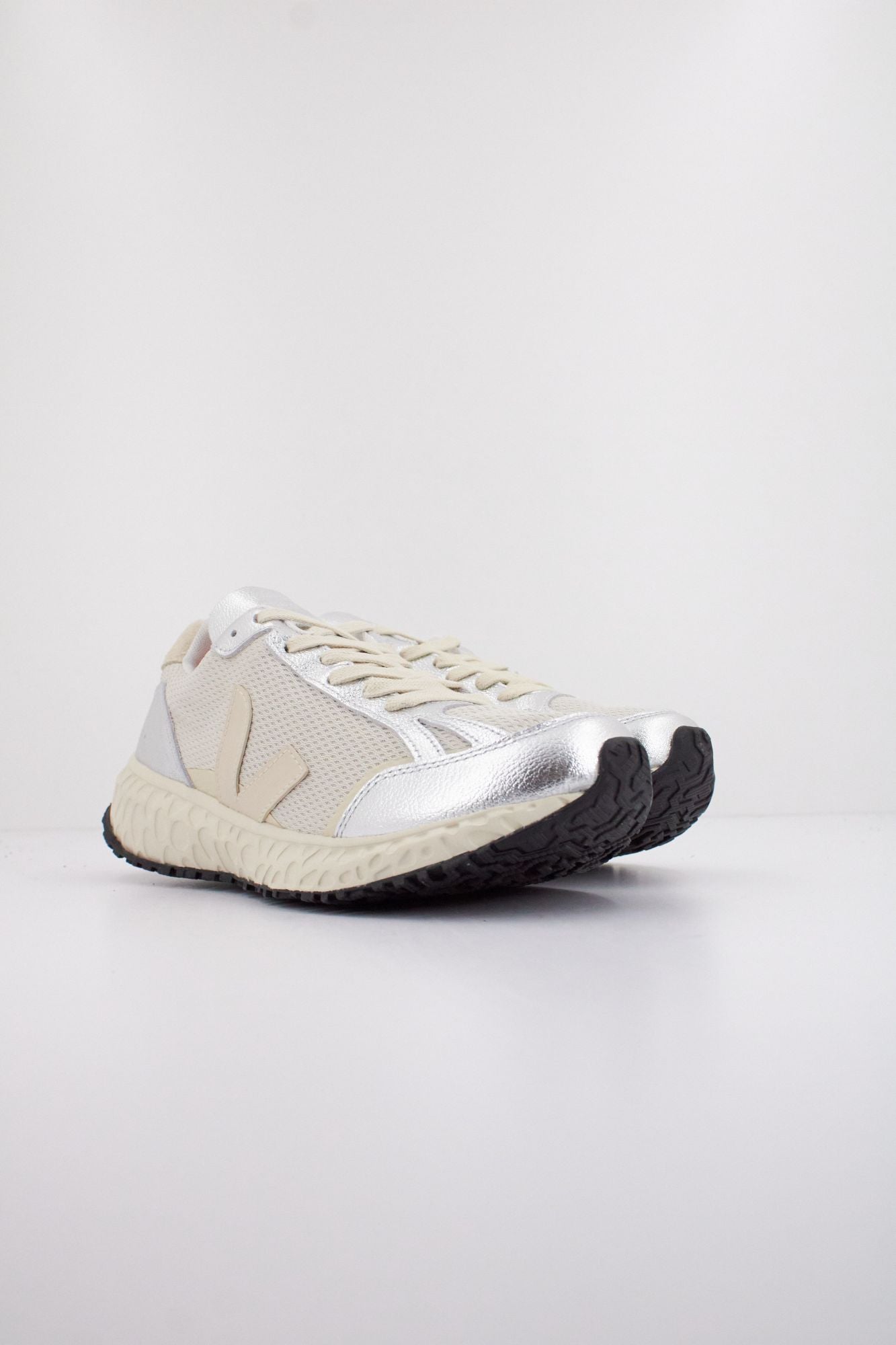 VEJA CONDOR ROYALE en color PLATA (2)