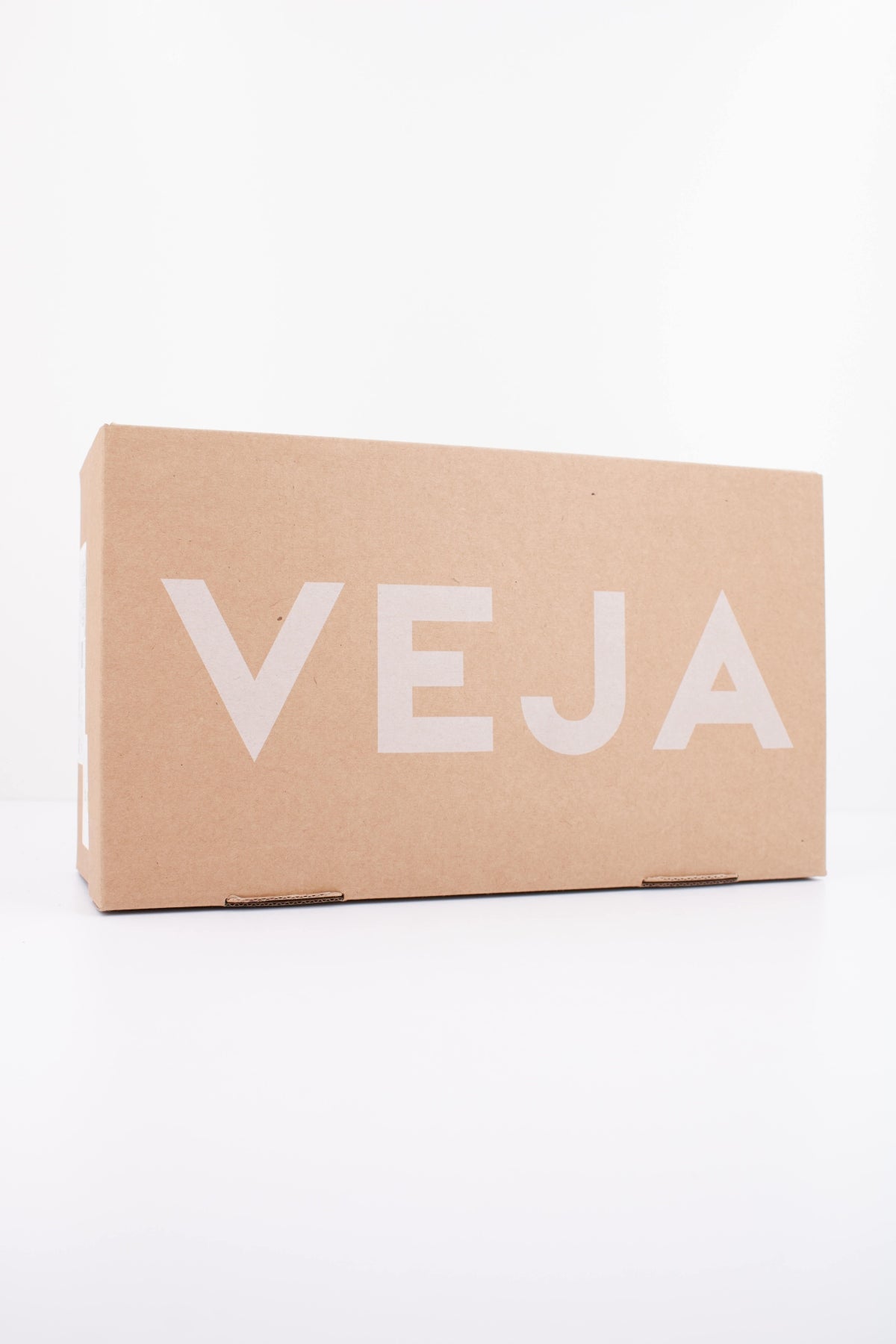VEJA DEPORTIVO ESPLAR en color BLANCO (6)