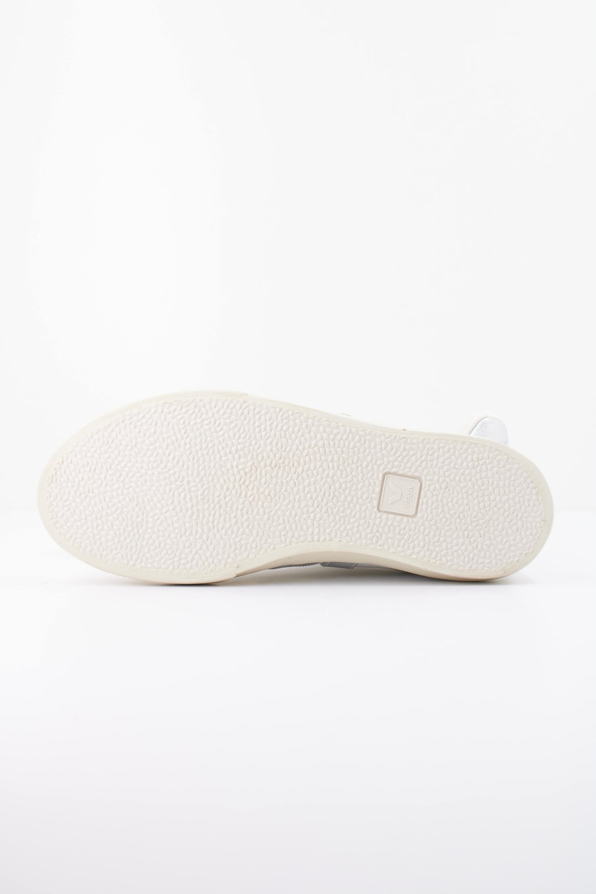VEJA ESPLAR LOGO en color BLANCO (5)