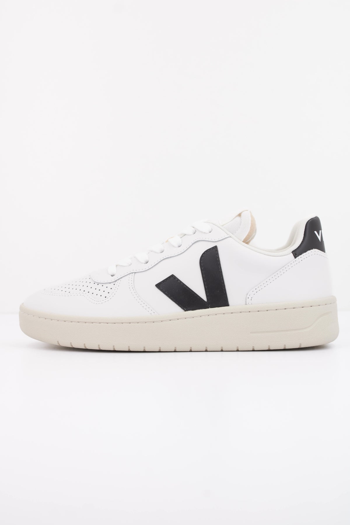 VEJA V10 PRIME en color BLANCO (1)