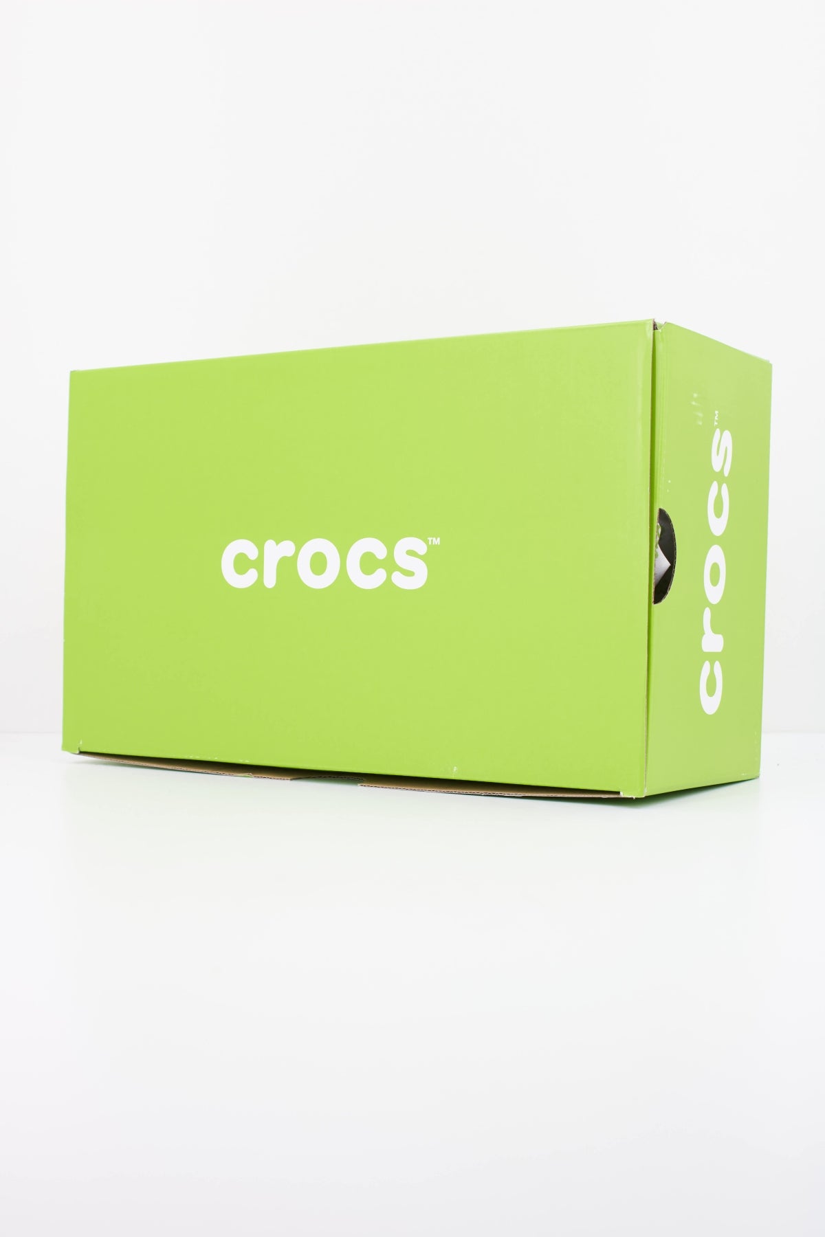 CROCS BROOKLYN BUCKLE en color NEGRO (6)