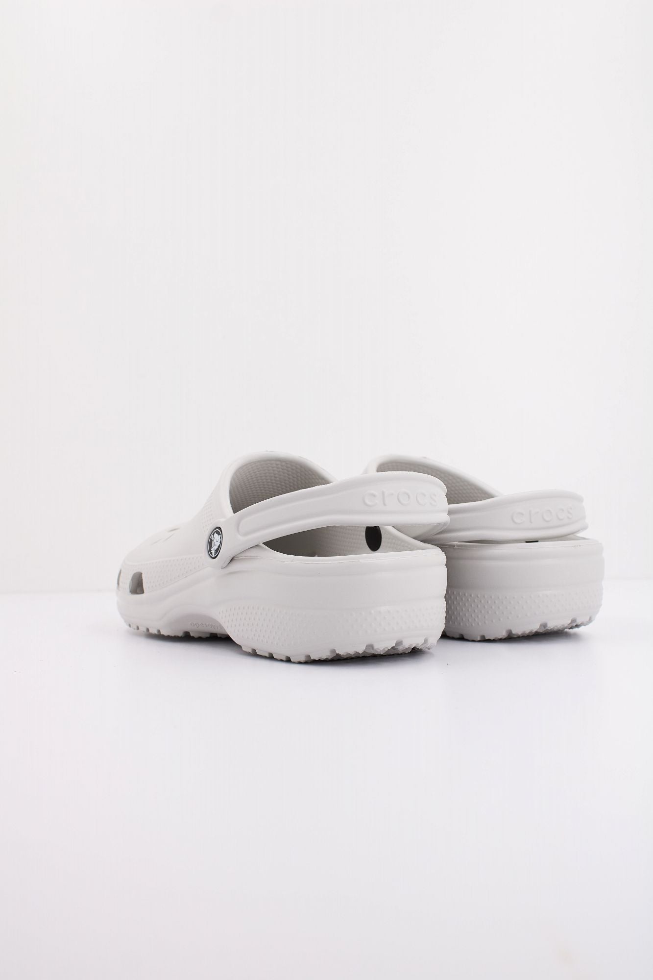 CROCS  CLASSIC U en color GRIS (4)