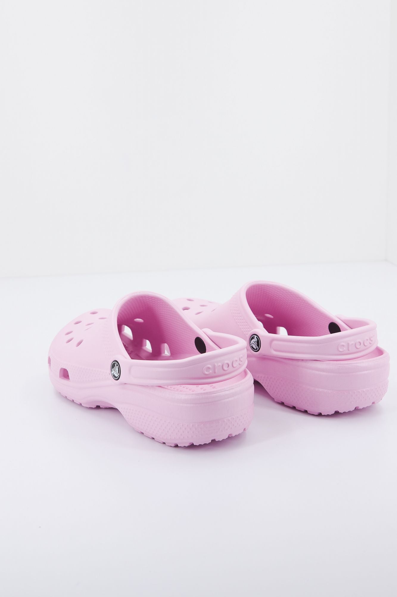 CROCS CLASSIC U en color ROSA (2)
