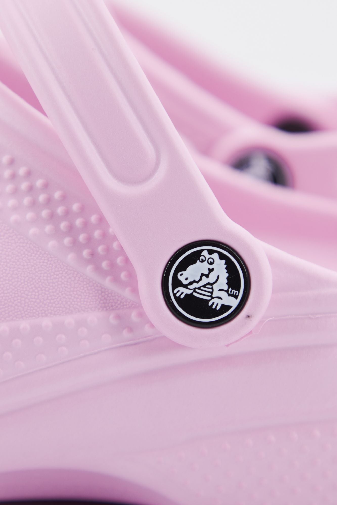 CROCS CLASSIC U en color ROSA (4)