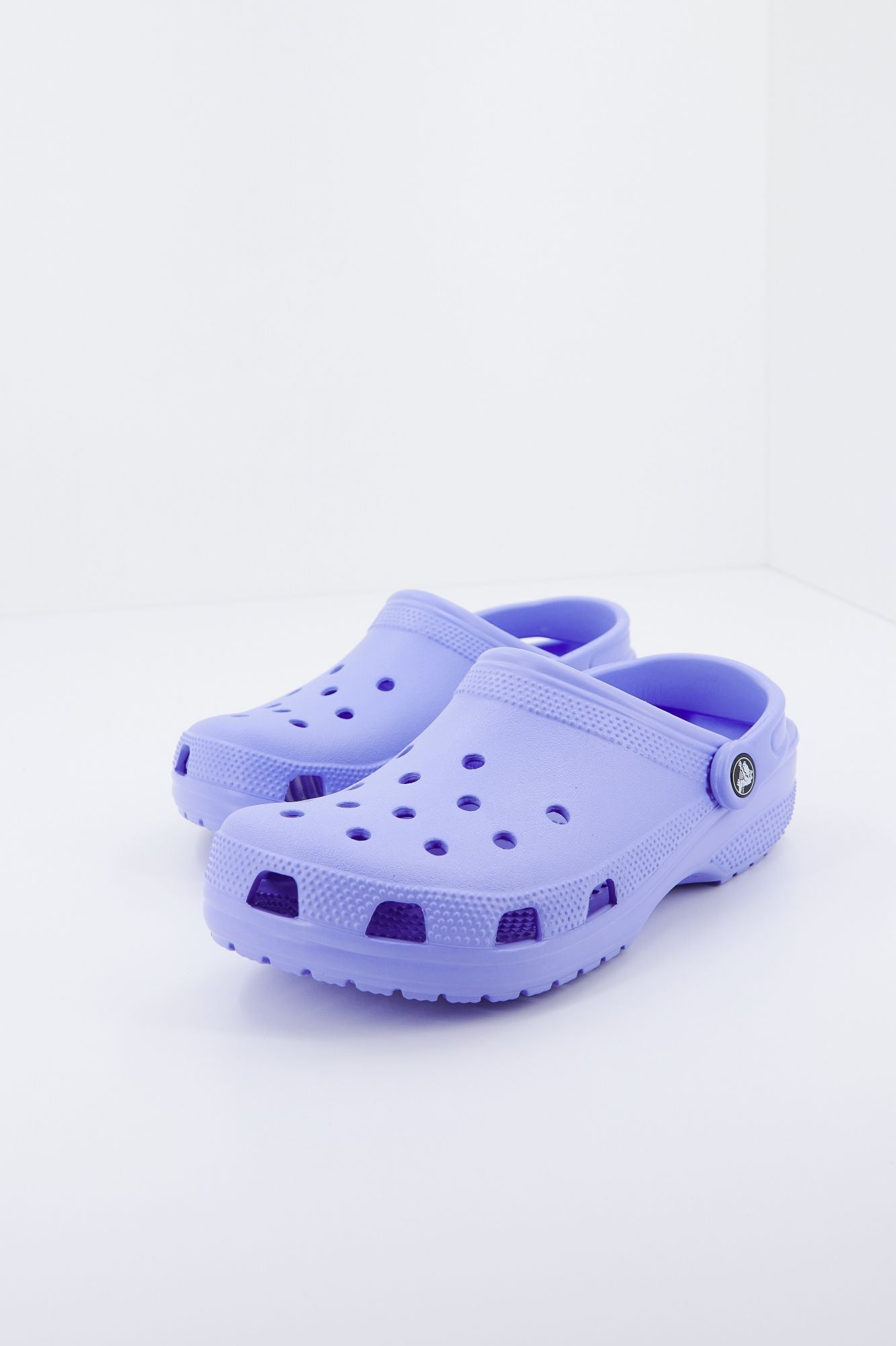 CROCS CLASSIC U en color VIOLETA (1)