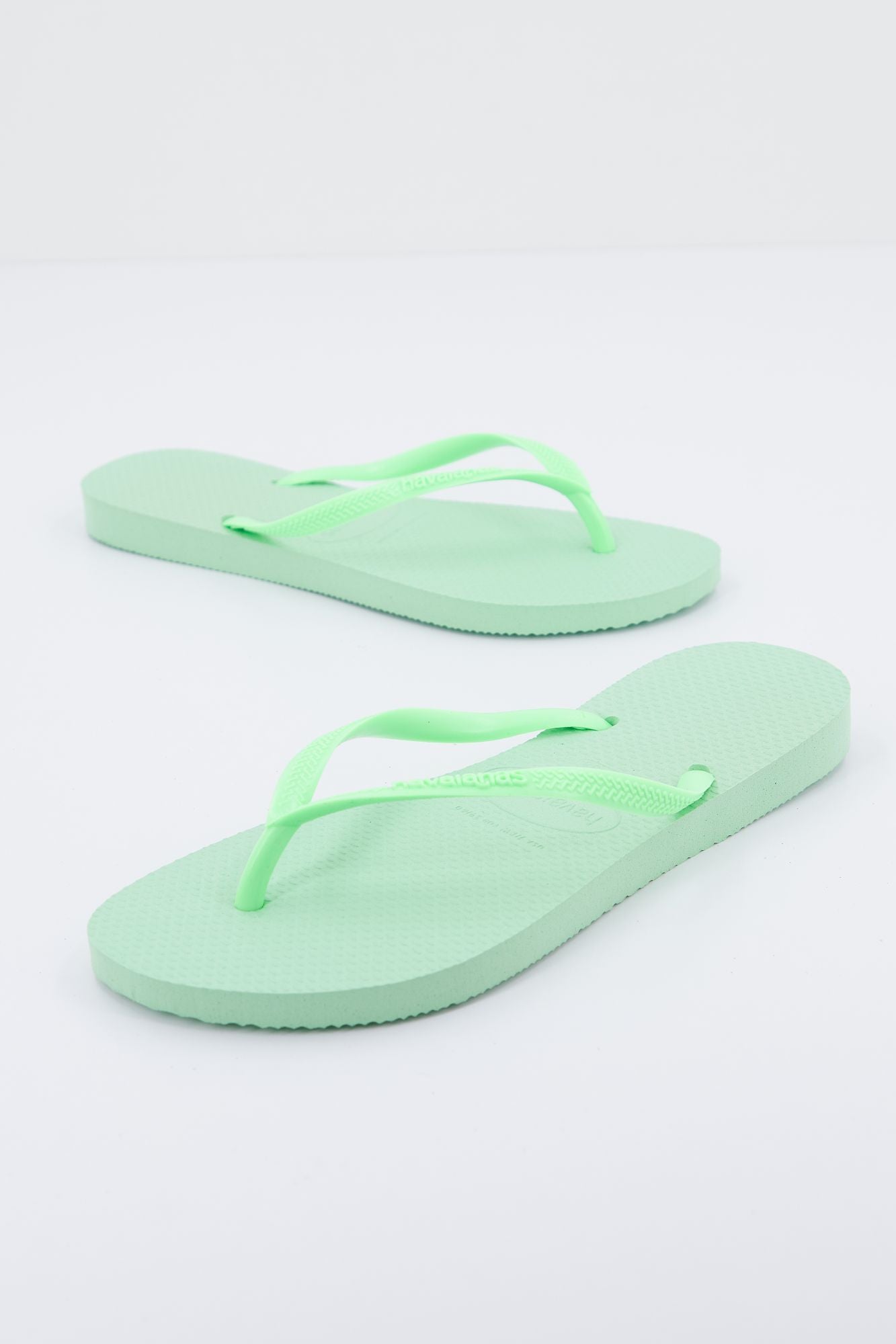 HAVAIANAS SLIM en color VERDE (2)