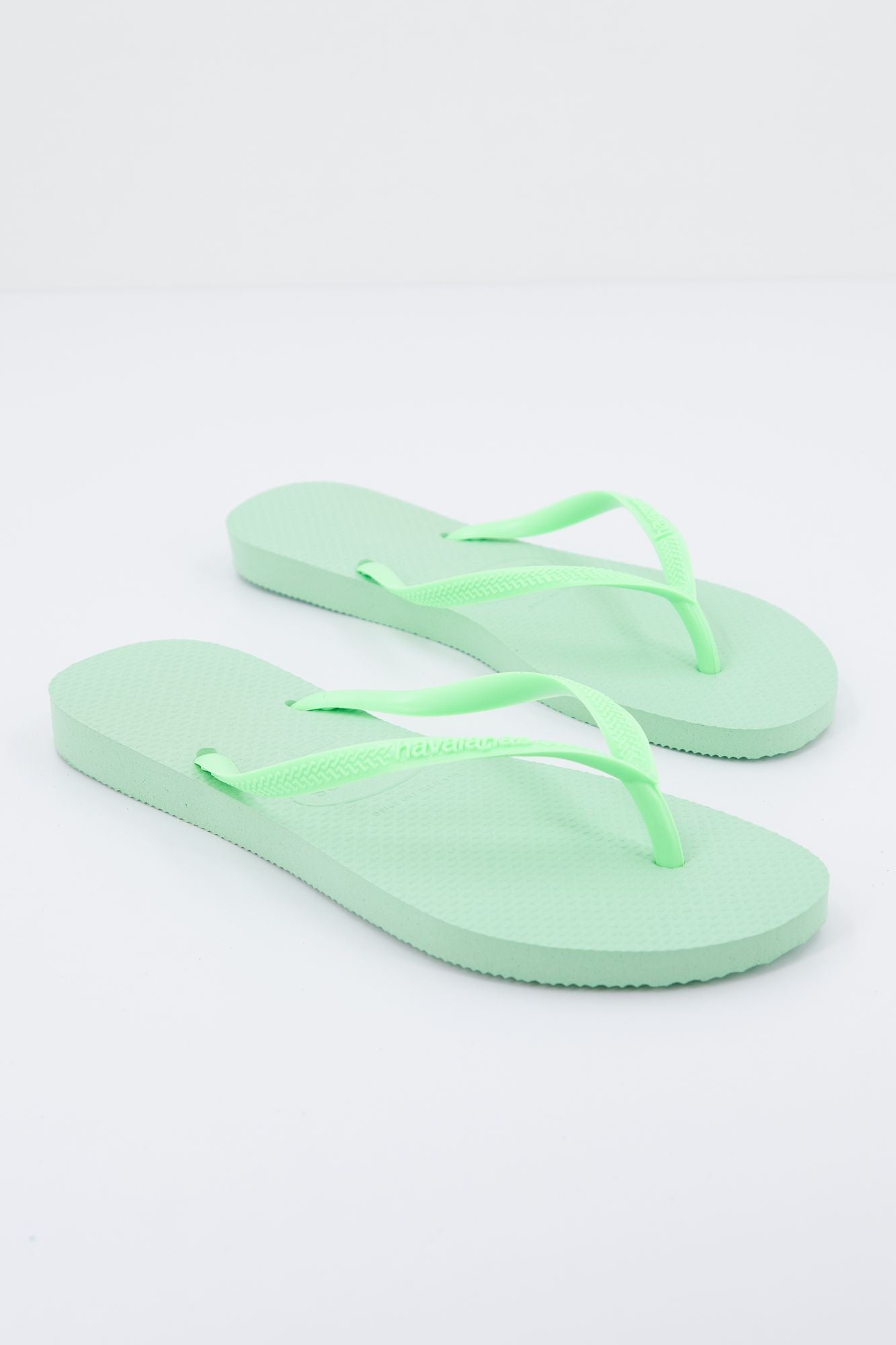 HAVAIANAS SLIM en color VERDE (3)