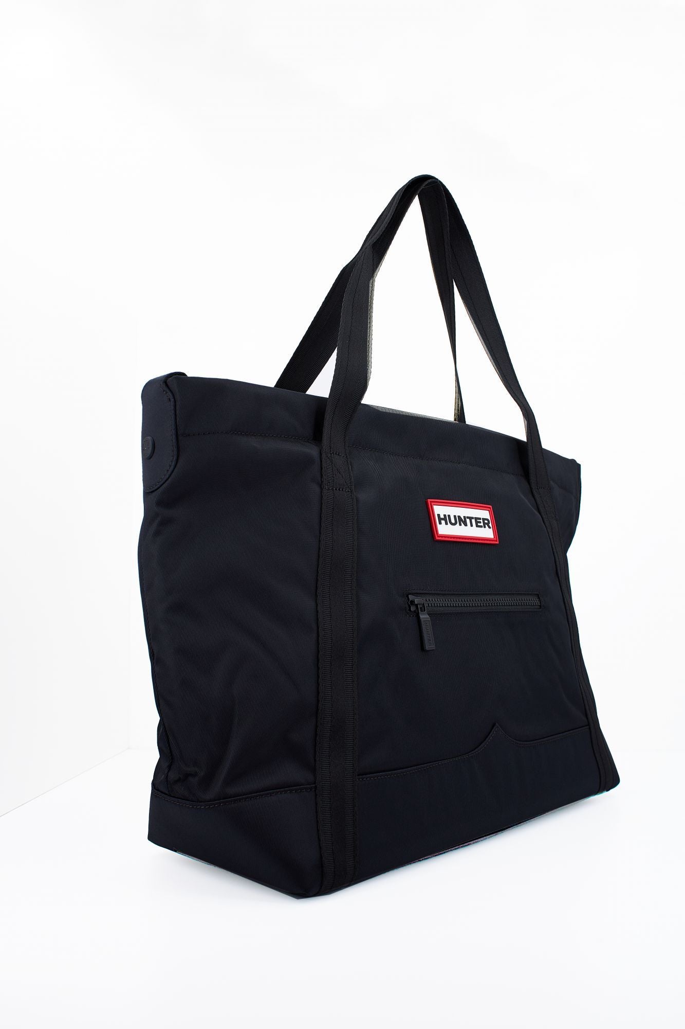 HUNTER  TOTE NYLON LARGE en color NEGRO (3)