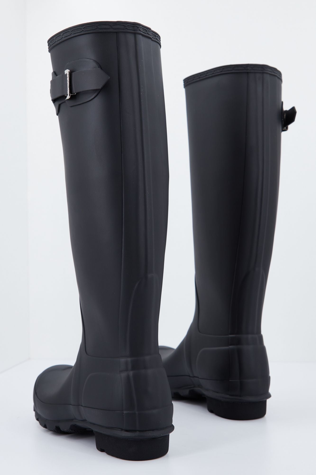 HUNTER ORIGINAL TALL  en color NEGRO (3)