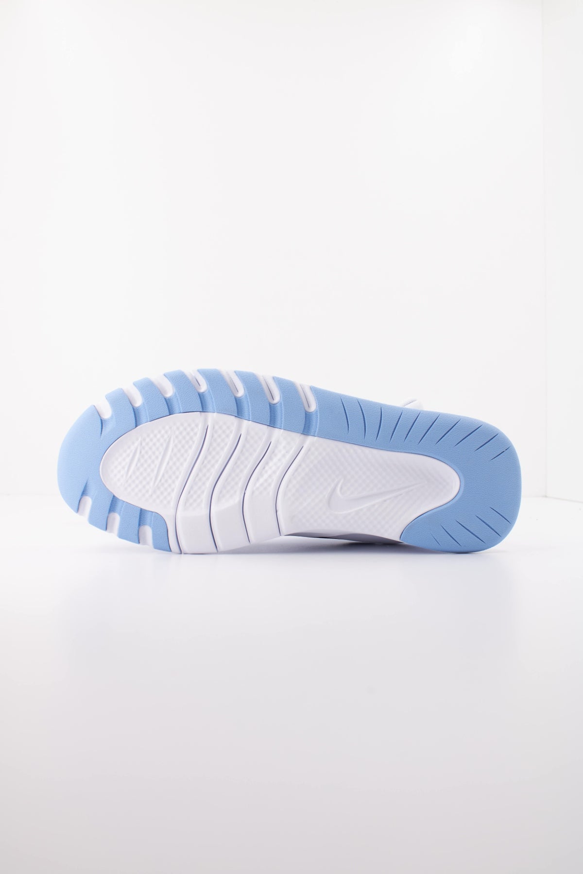 NIKE W NIKE FLEX TRAIN en color AZUL (5)