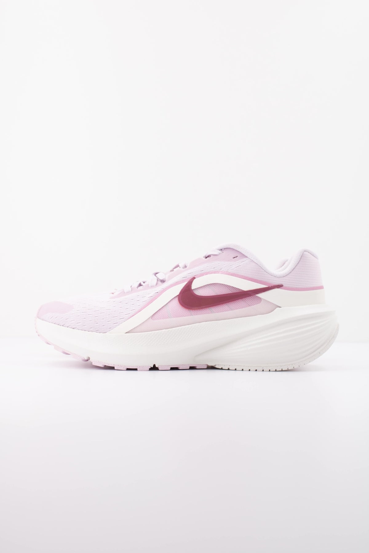 NIKE W NIKE DOWNSHIFTER 14 en color VIOLETA (1)