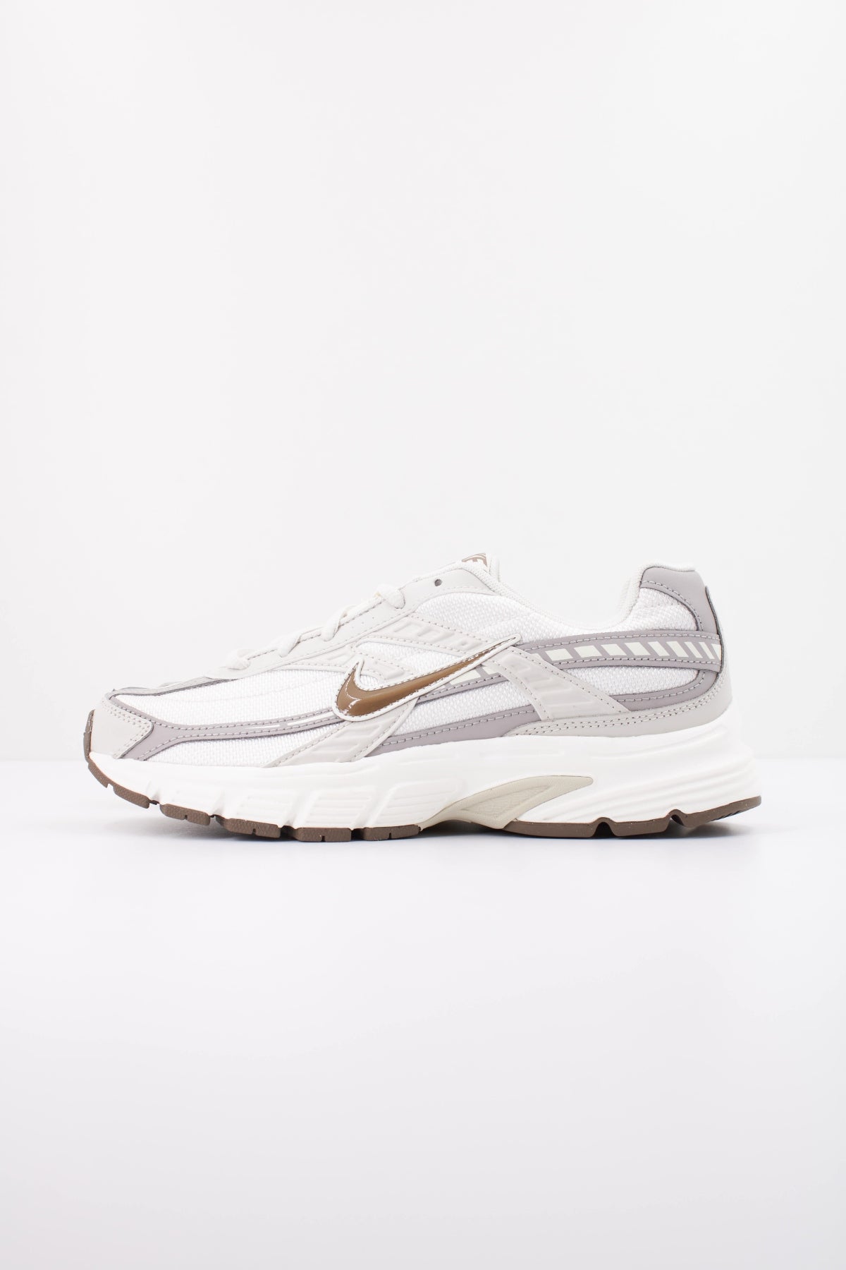 NIKE WMNS NIKE INITIATOR en color BLANCO (1)