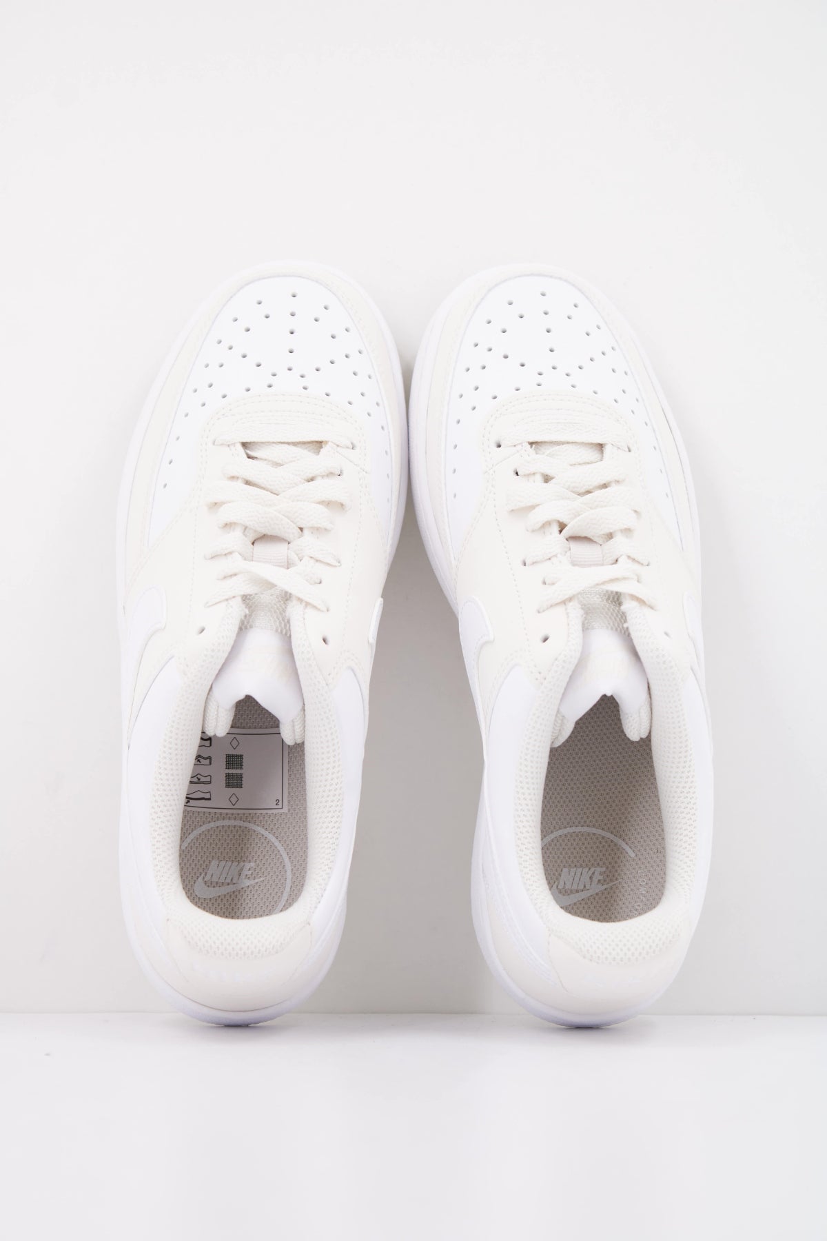 NIKE W NIKE COURT VISION LO P NBK en color BEIS (3)