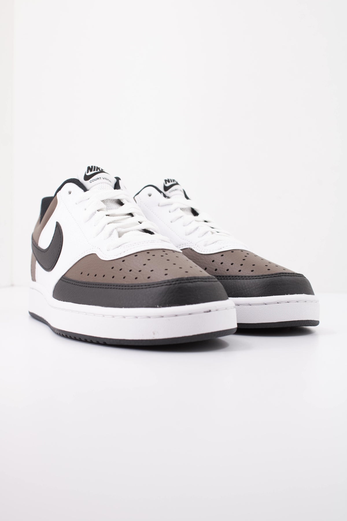 NIKE NIKE COURT VISION LO en color MARRON (2)