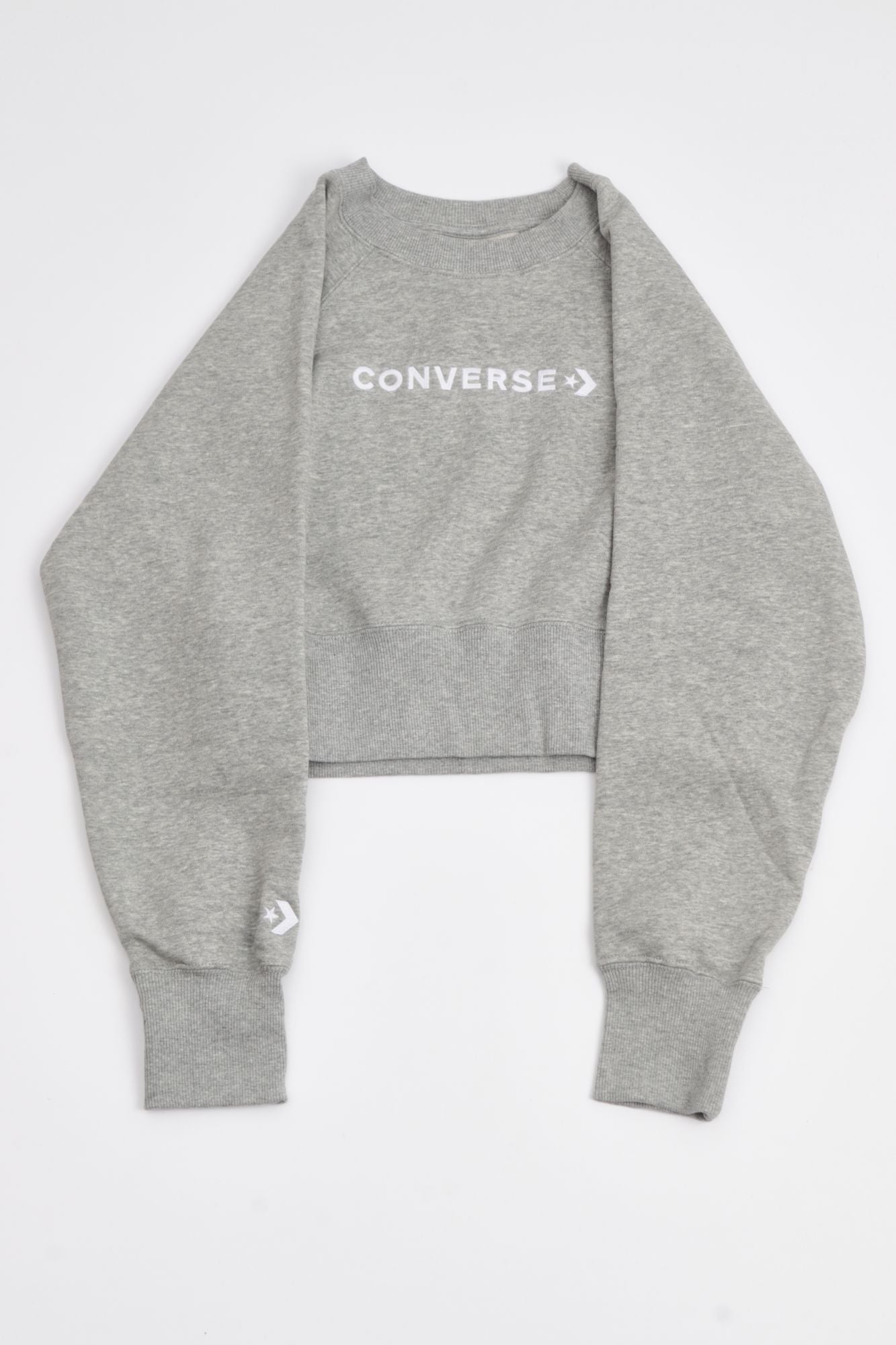 CONVERSE STRIP WORDMARK CREW en color GRIS (2)
