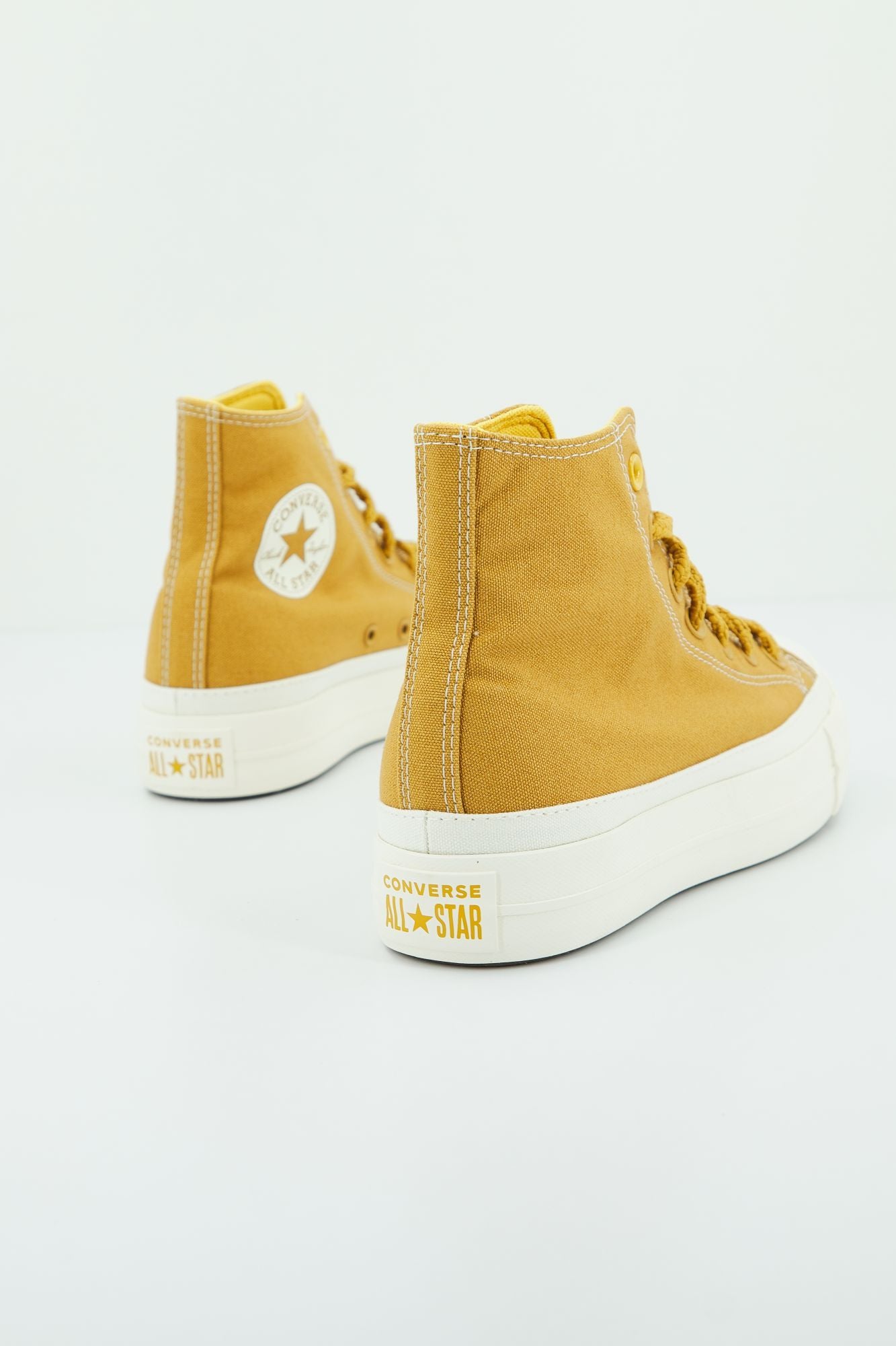 CONVERSE CHUCK TAYLOR ALL STAR LIFT HI en color MARRON (3)