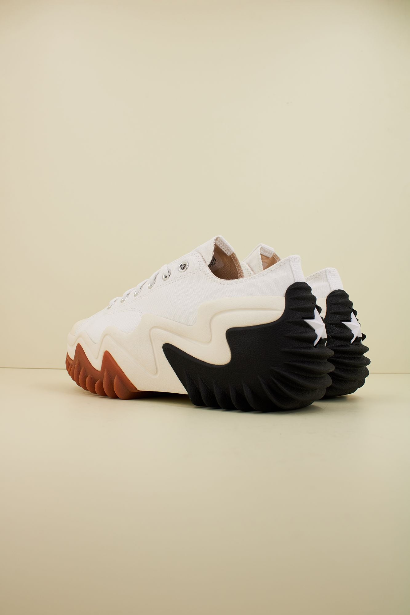 CONVERSE RUN STAR MOTION PLATFORM en color BLANCO (3)